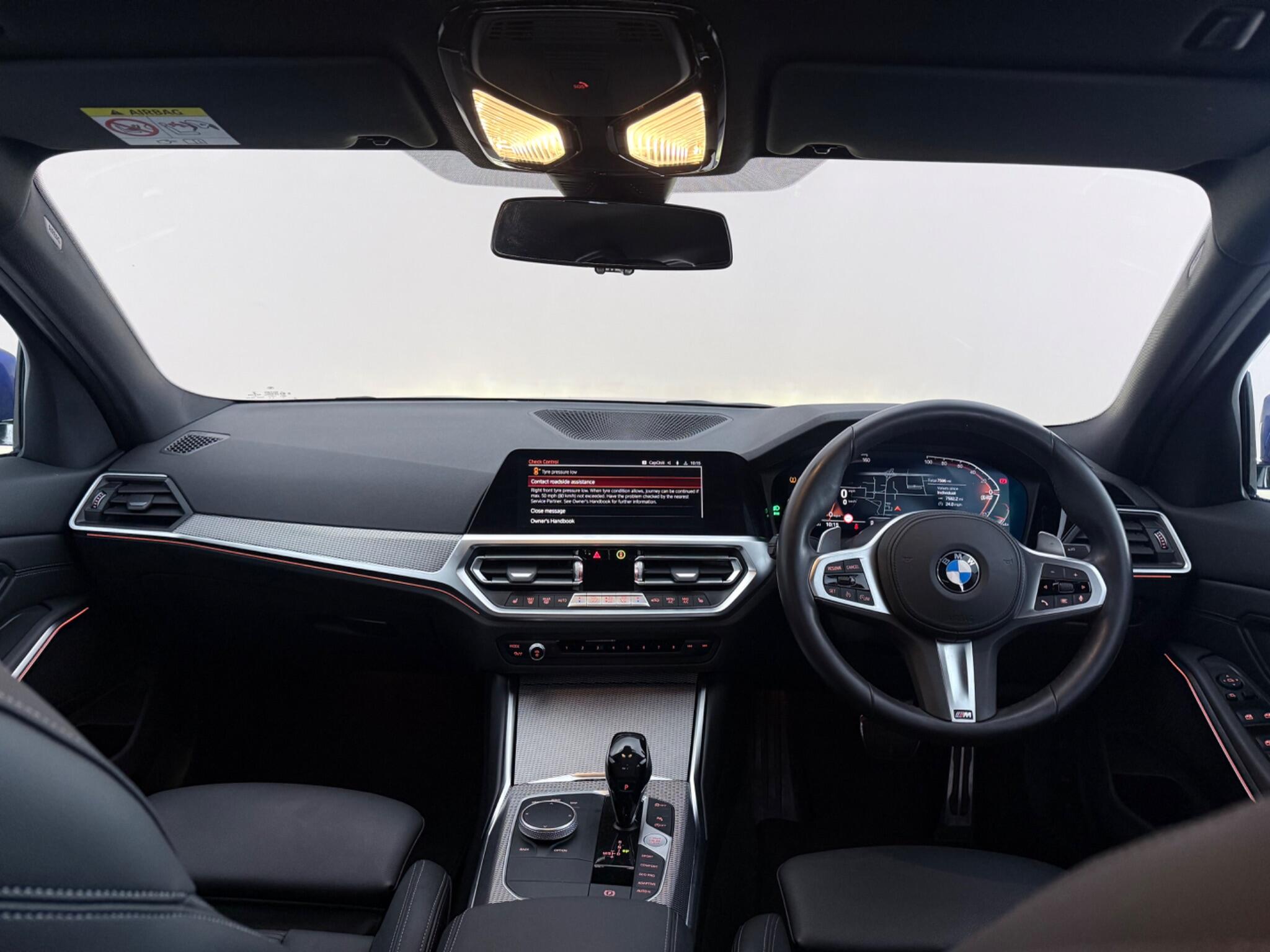 BMW 3 Series view 18
