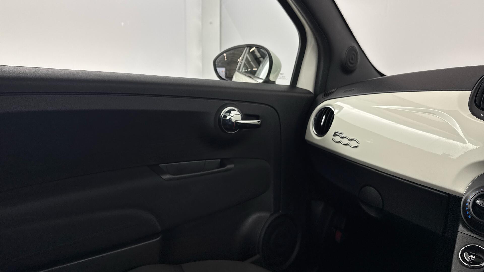 Fiat 500 view 27
