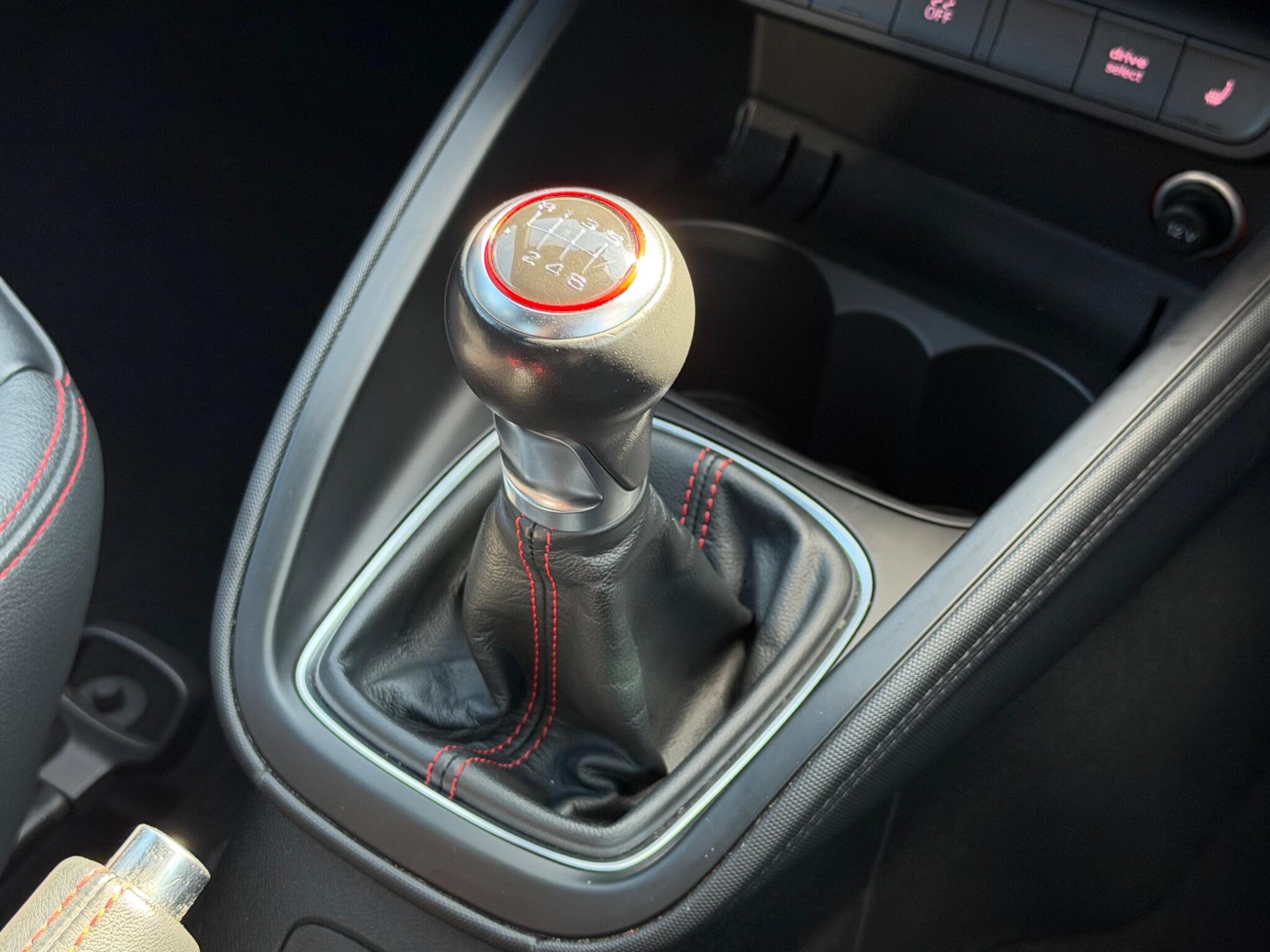 Audi S1 view 38
