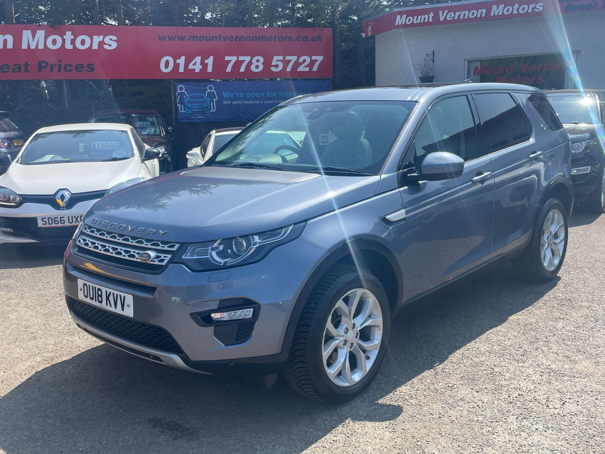 Land Rover Discovery Sport view 7