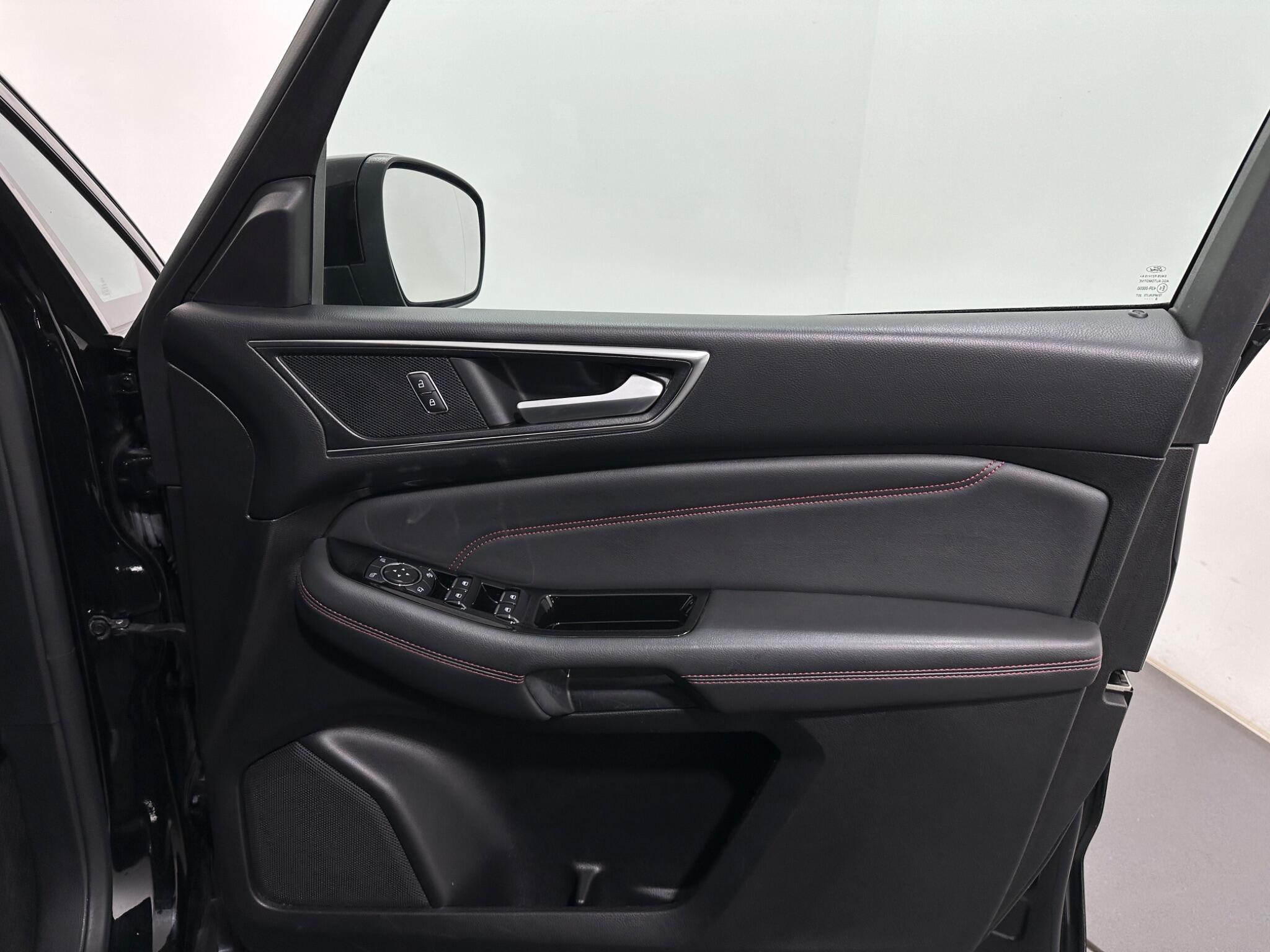 Ford S-Max view 34
