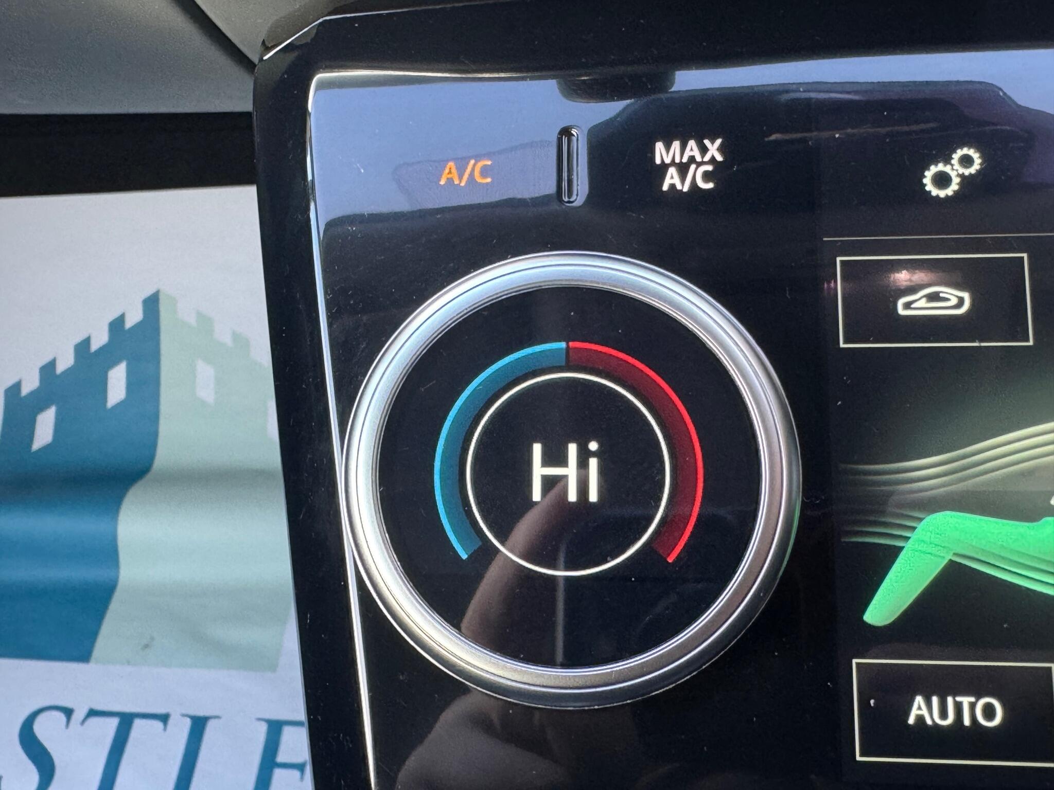 Jaguar I-Pace view 40