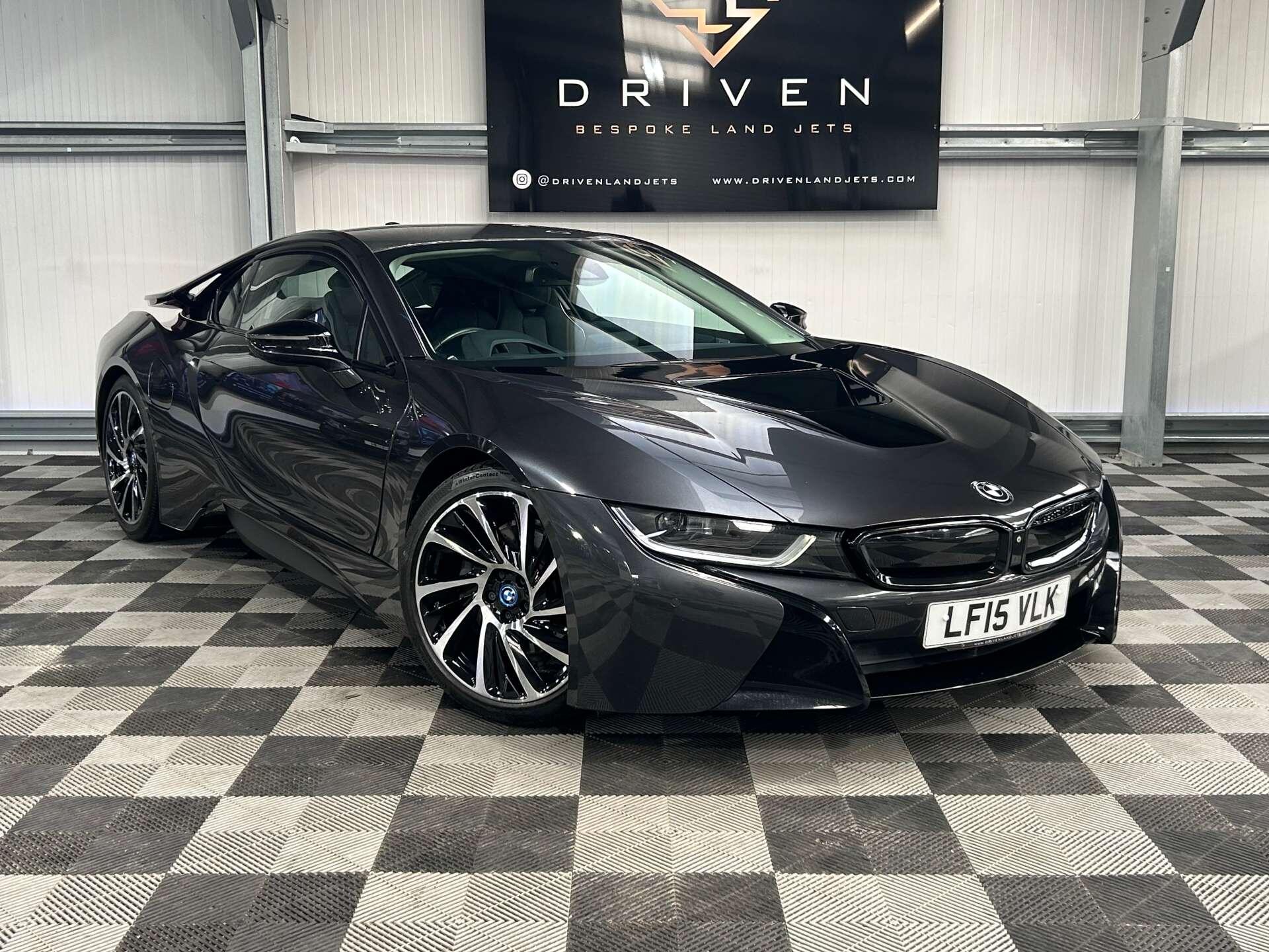 BMW I8 view 14