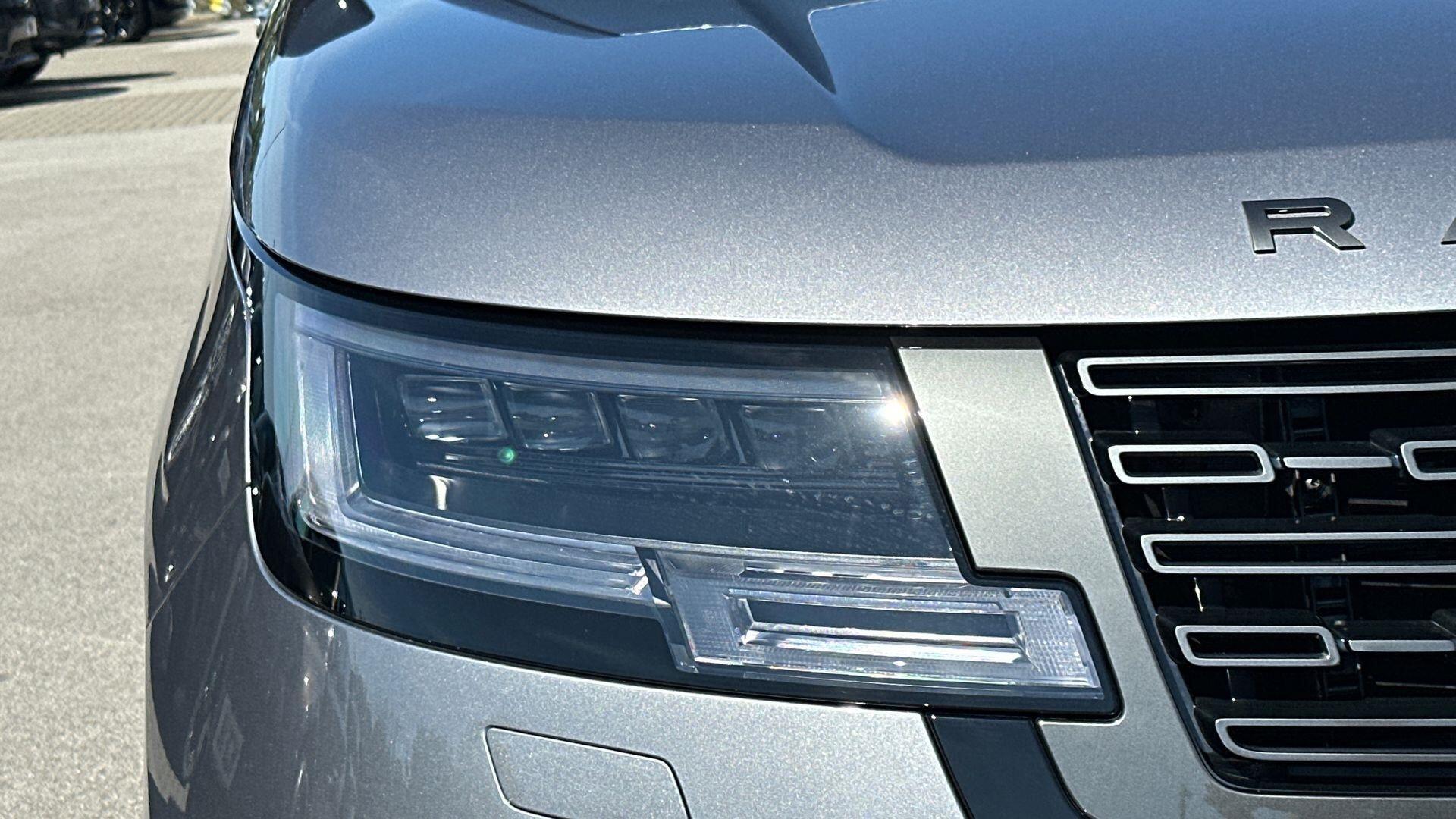 Land Rover Range Rover view 17