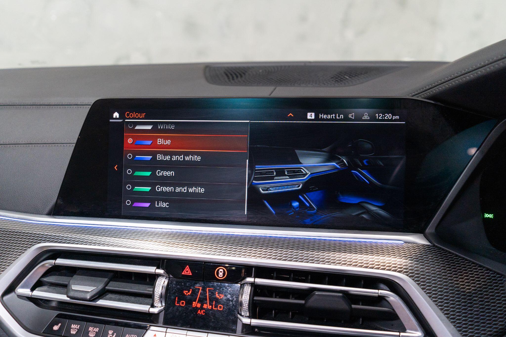 BMW X6 view 25