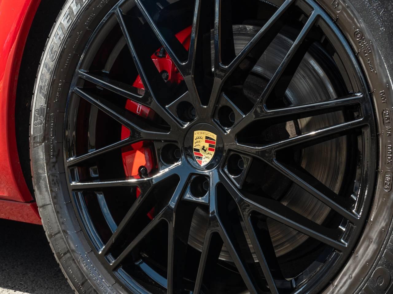 Porsche Cayenne view 20