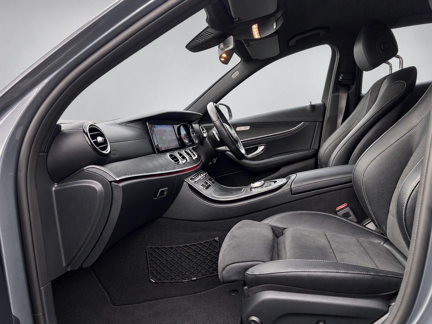 Mercedes-Benz E-Class view 34