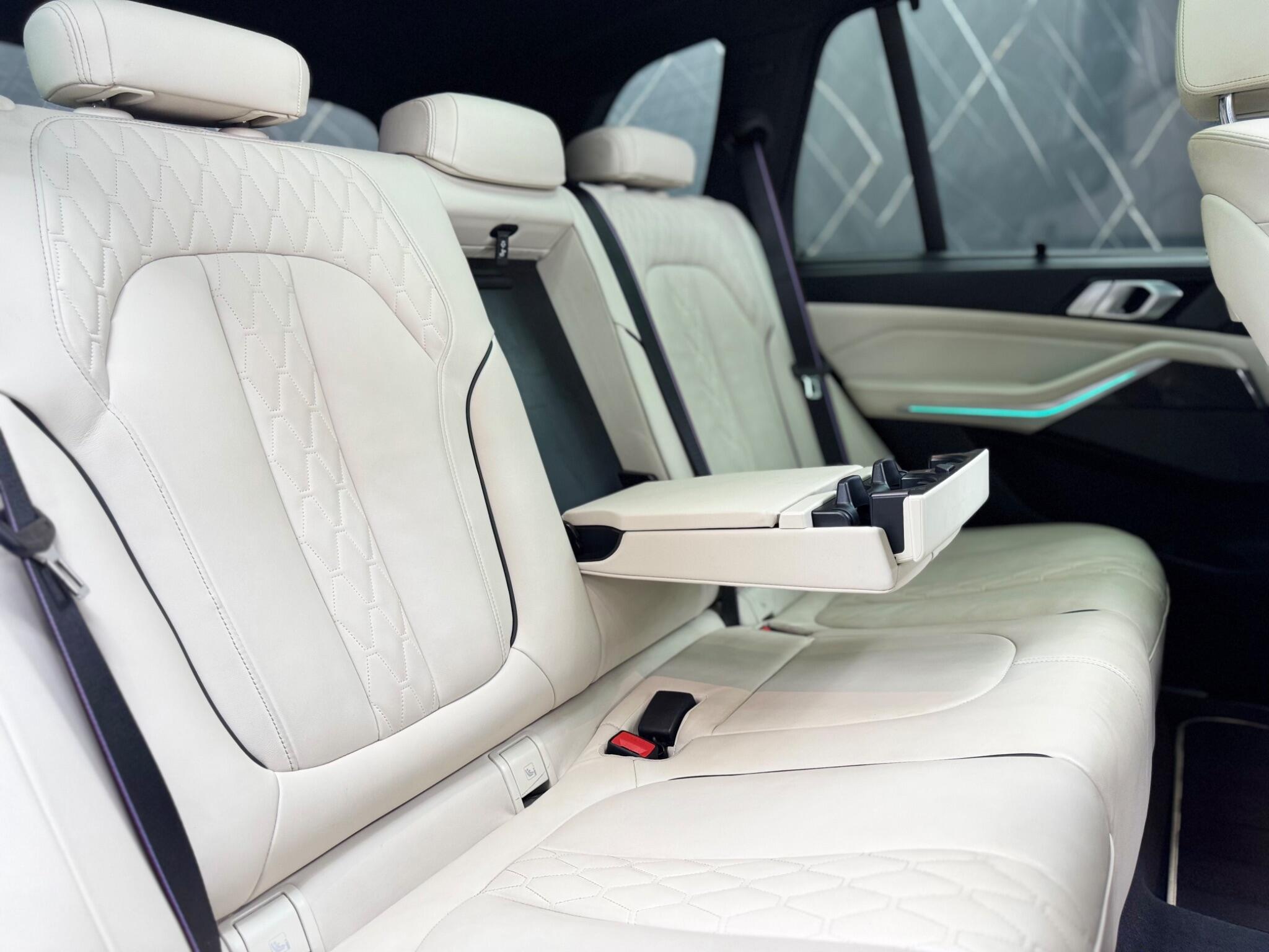 BMW X5 view 30