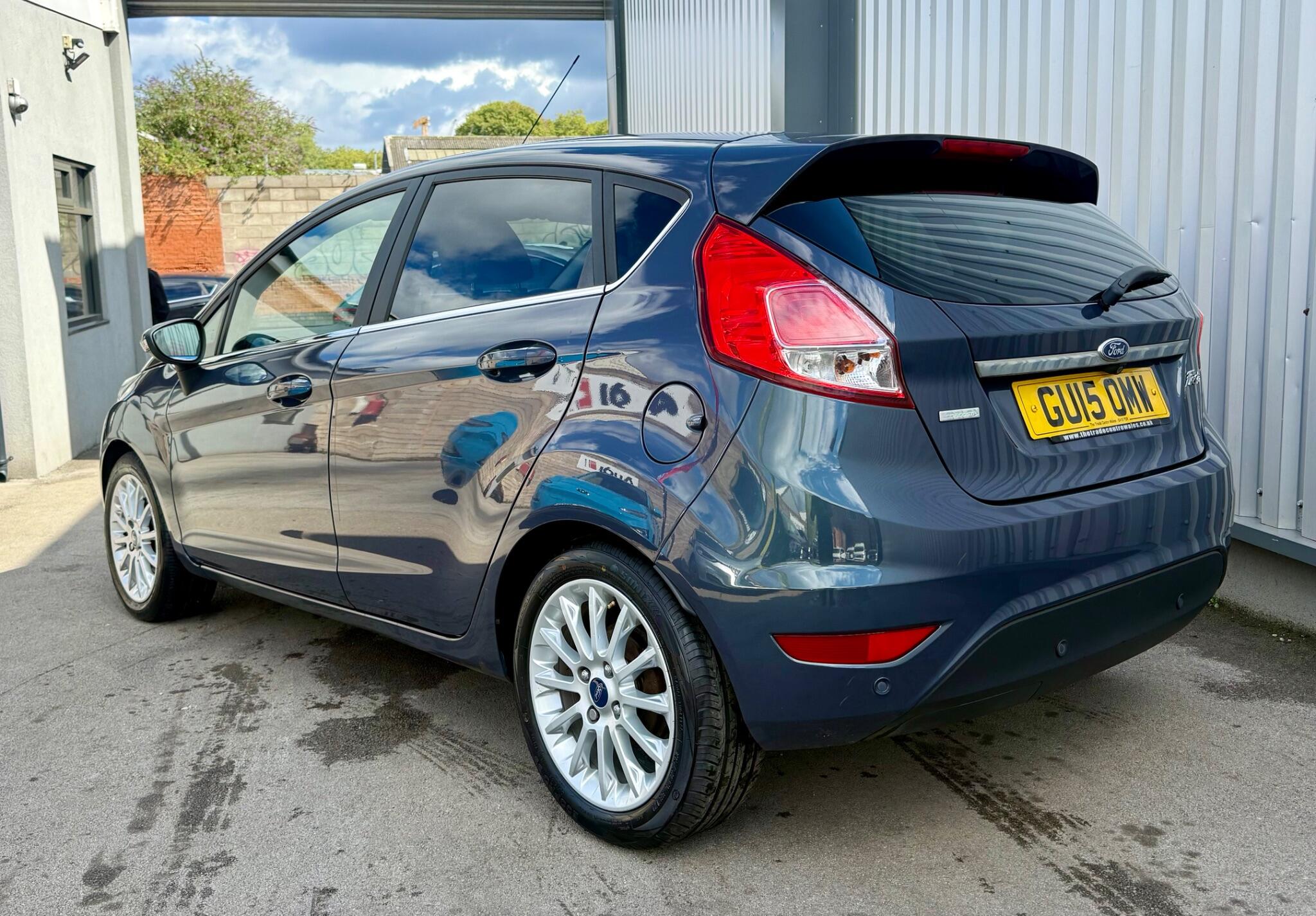 Ford Fiesta view 4