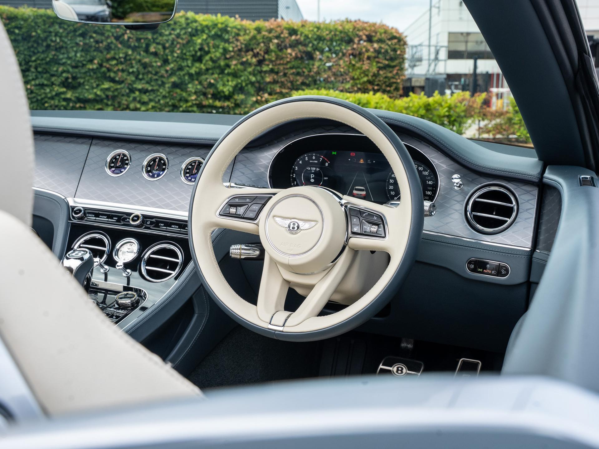 Bentley Continental view 20