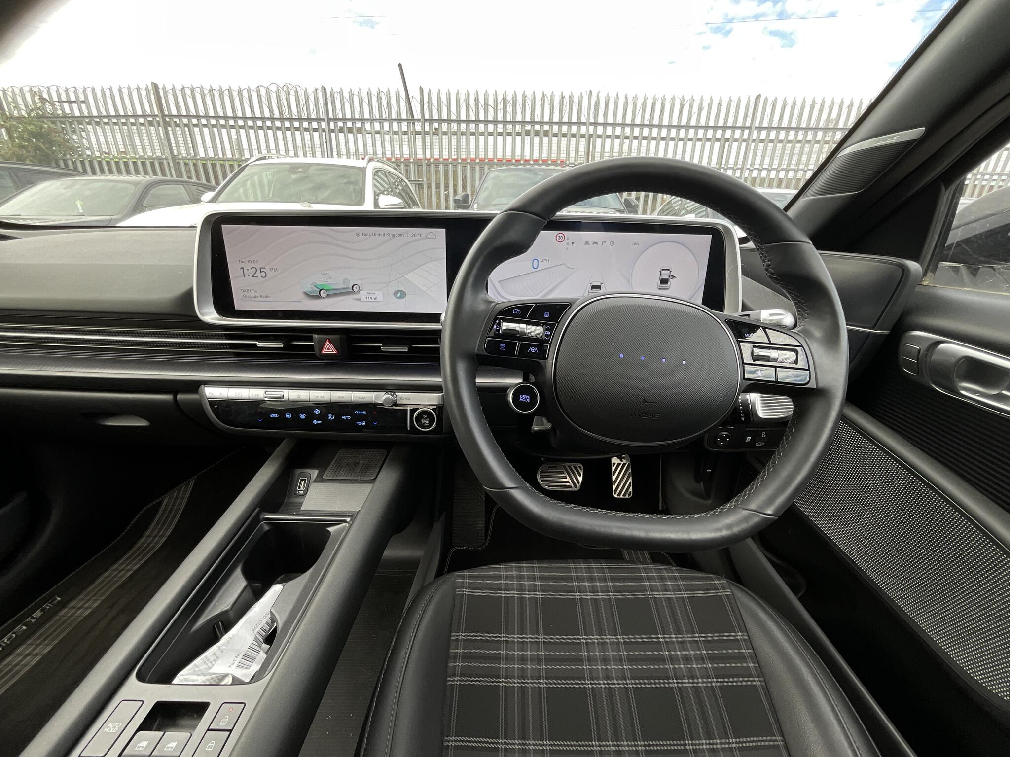 Hyundai Ioniq 6 view 6