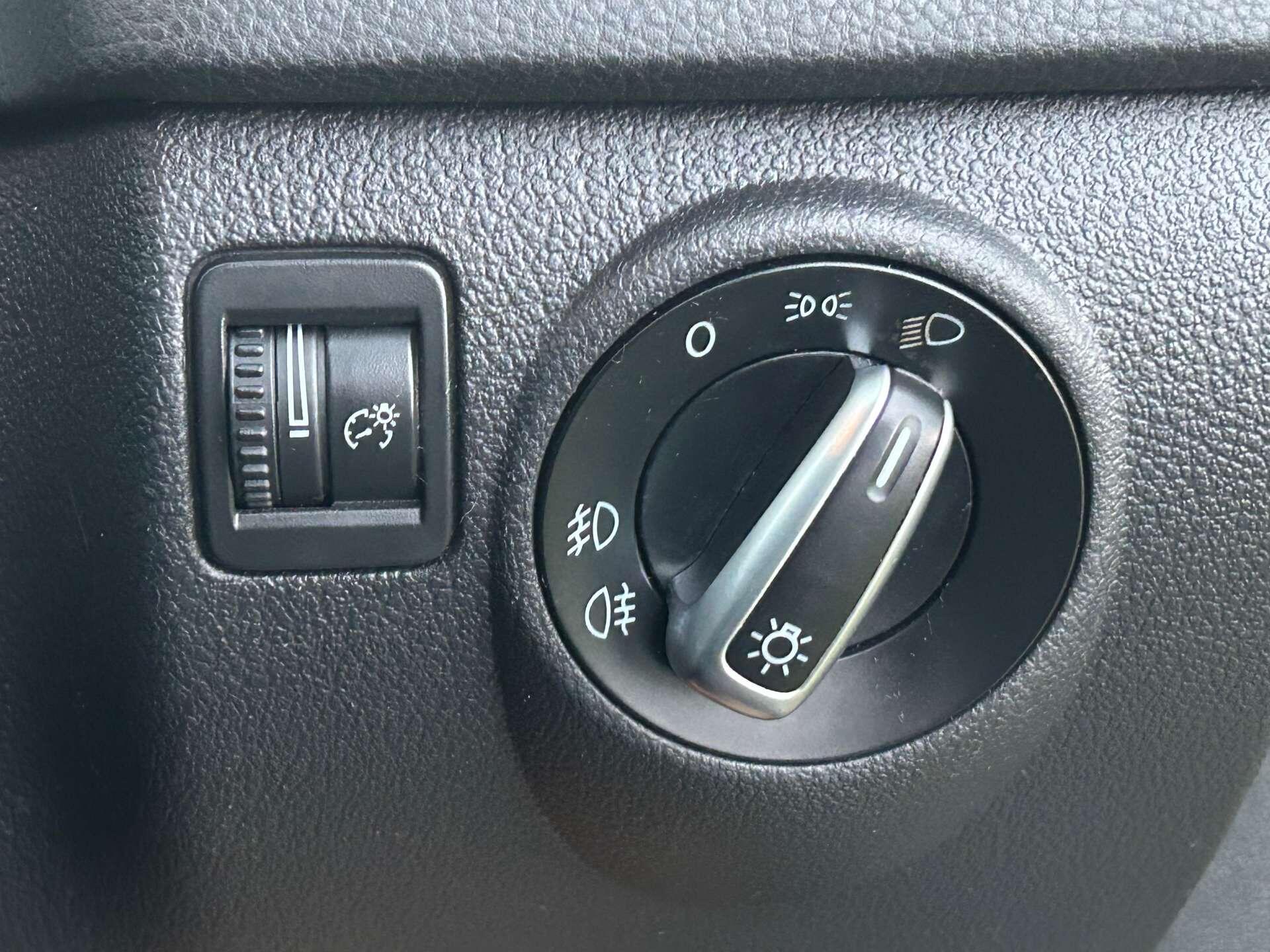 Volkswagen Tiguan view 40