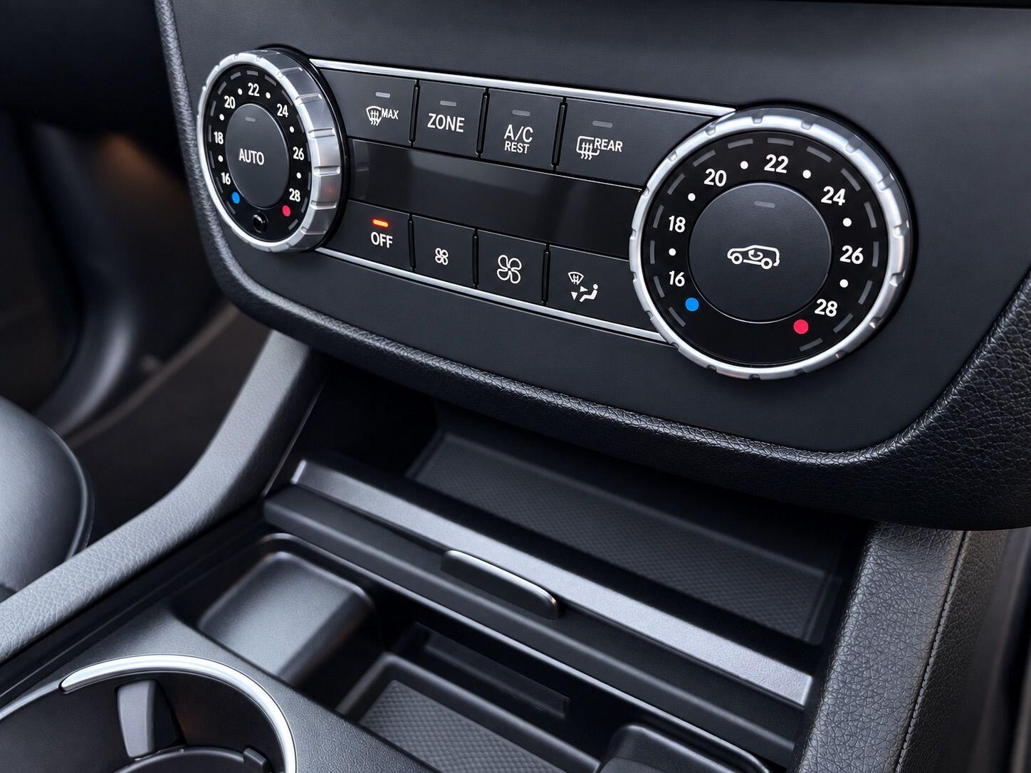 Mercedes-Benz Gle view 27