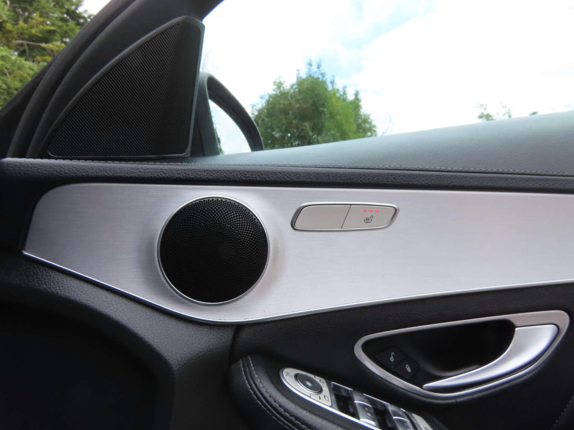 Mercedes-Benz C-Class view 10