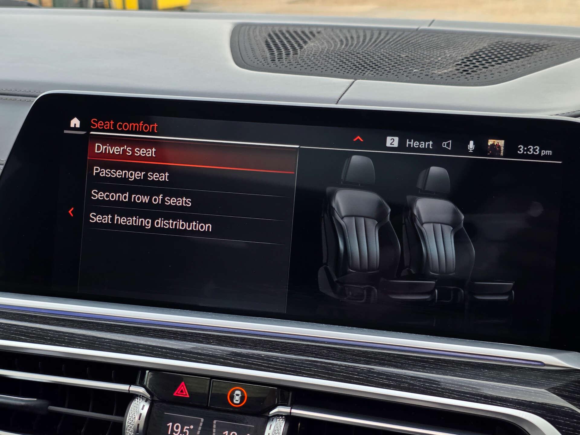 BMW X7 view 45