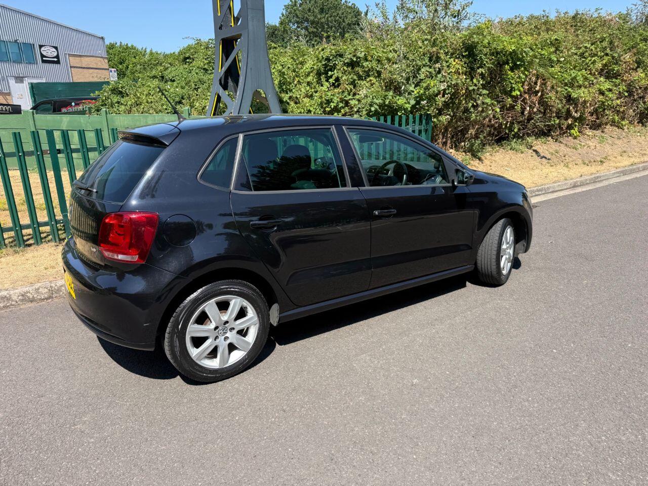 Volkswagen Polo view 12