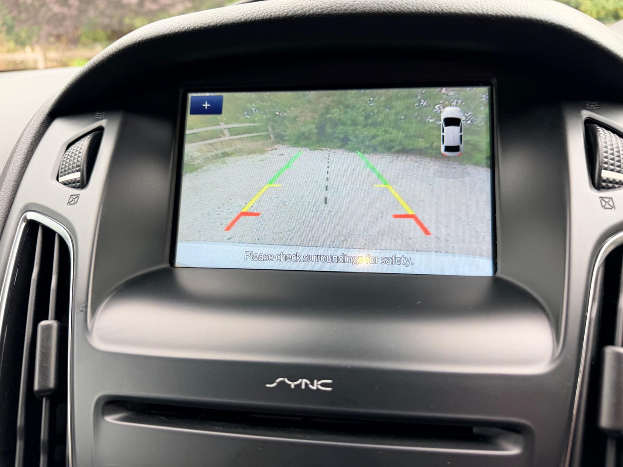 Ford Focus view 40