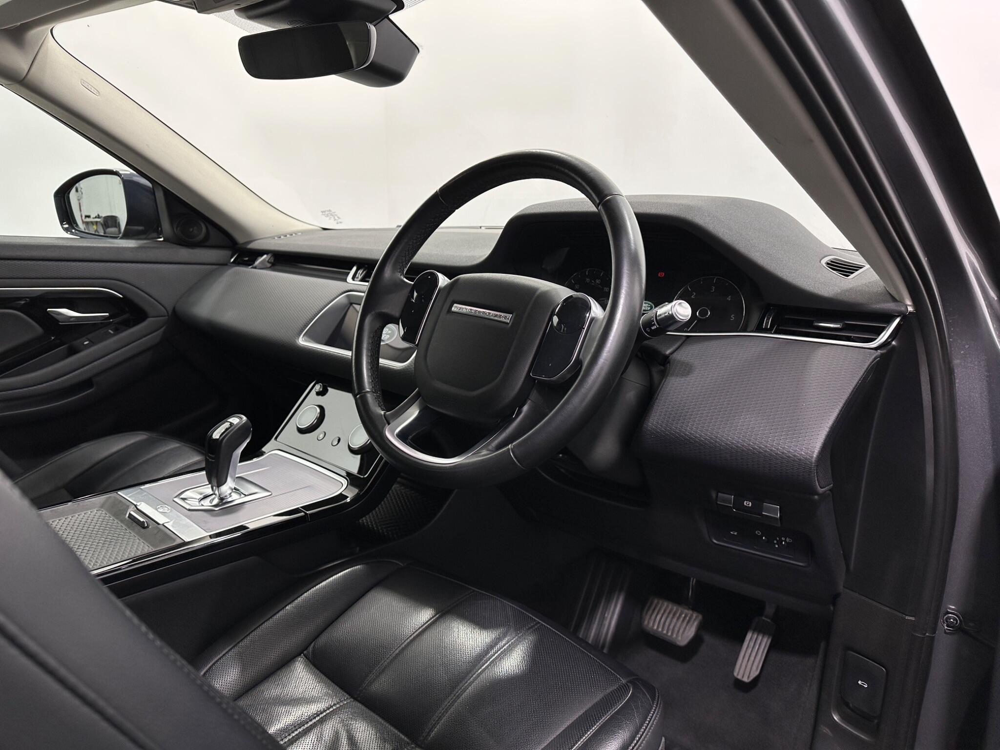 Land Rover Range Rover Evoque view 9