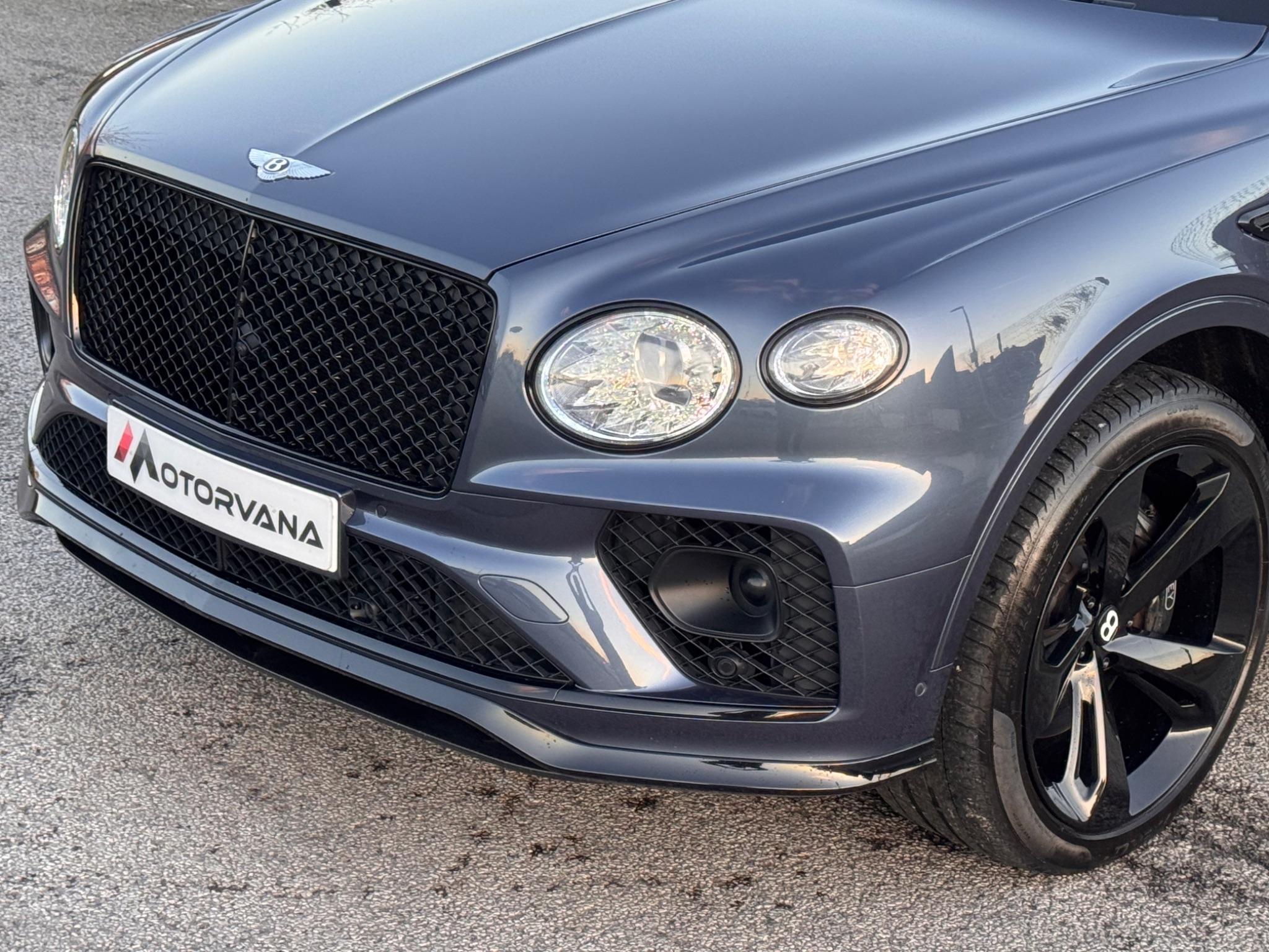Bentley Bentayga view 58