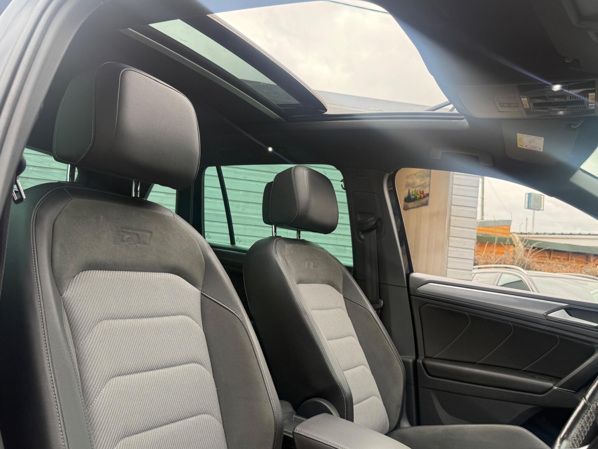 Volkswagen Tiguan view 17