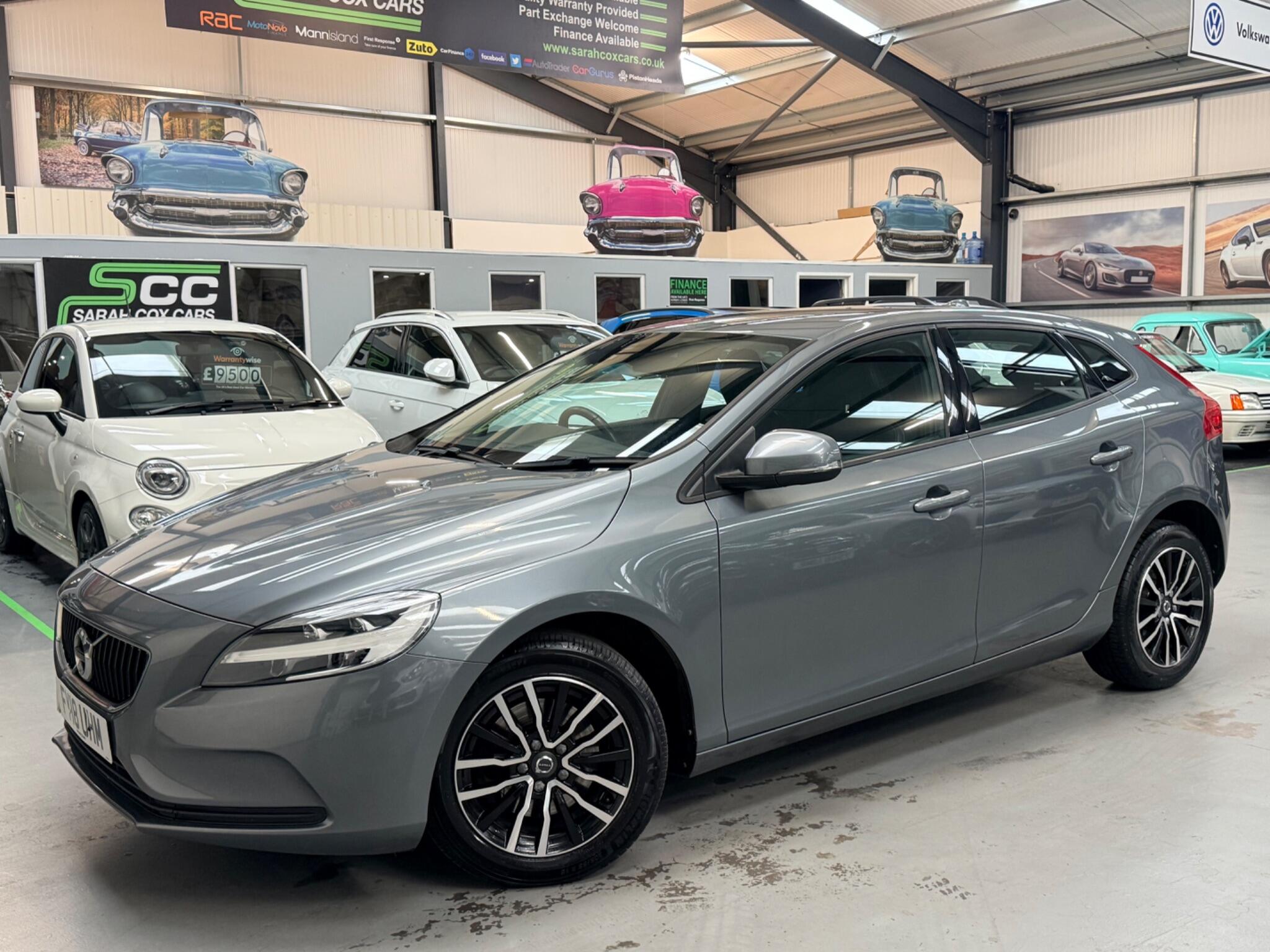 Volvo V40 view 6