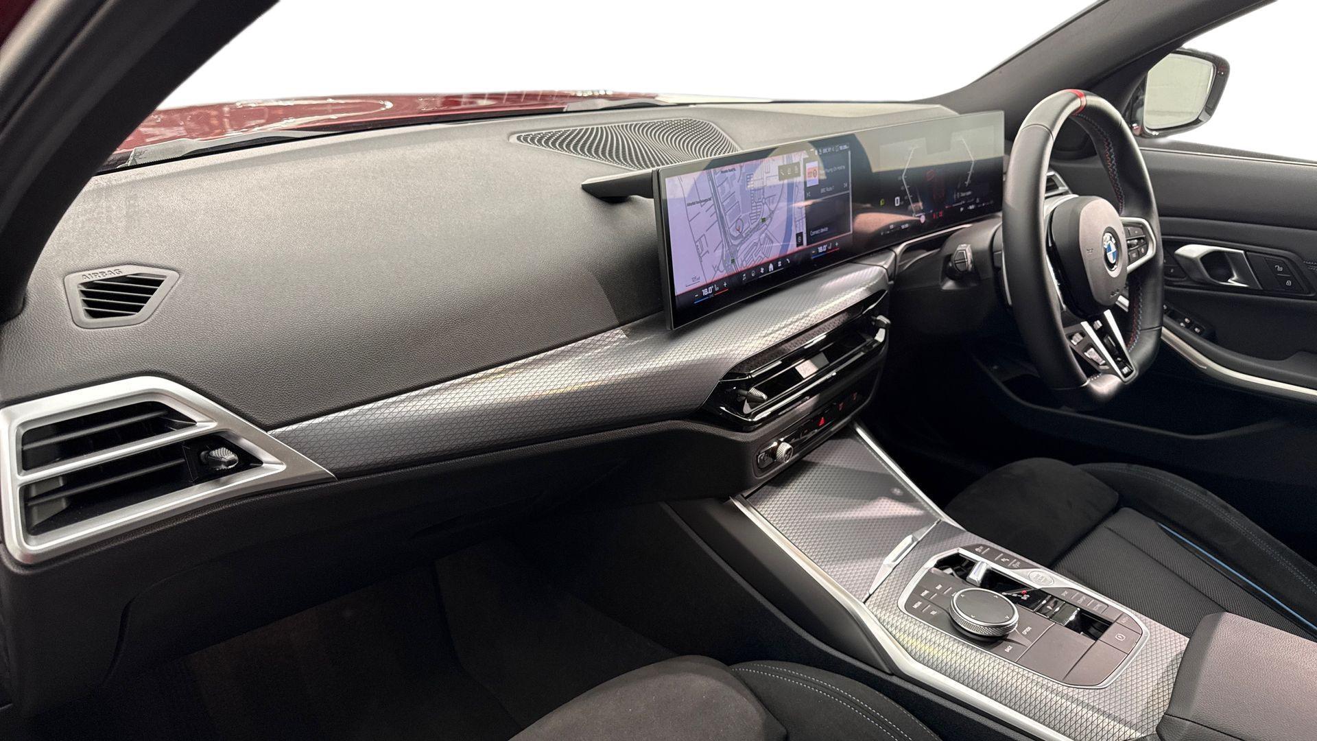 BMW 3 Series view 7