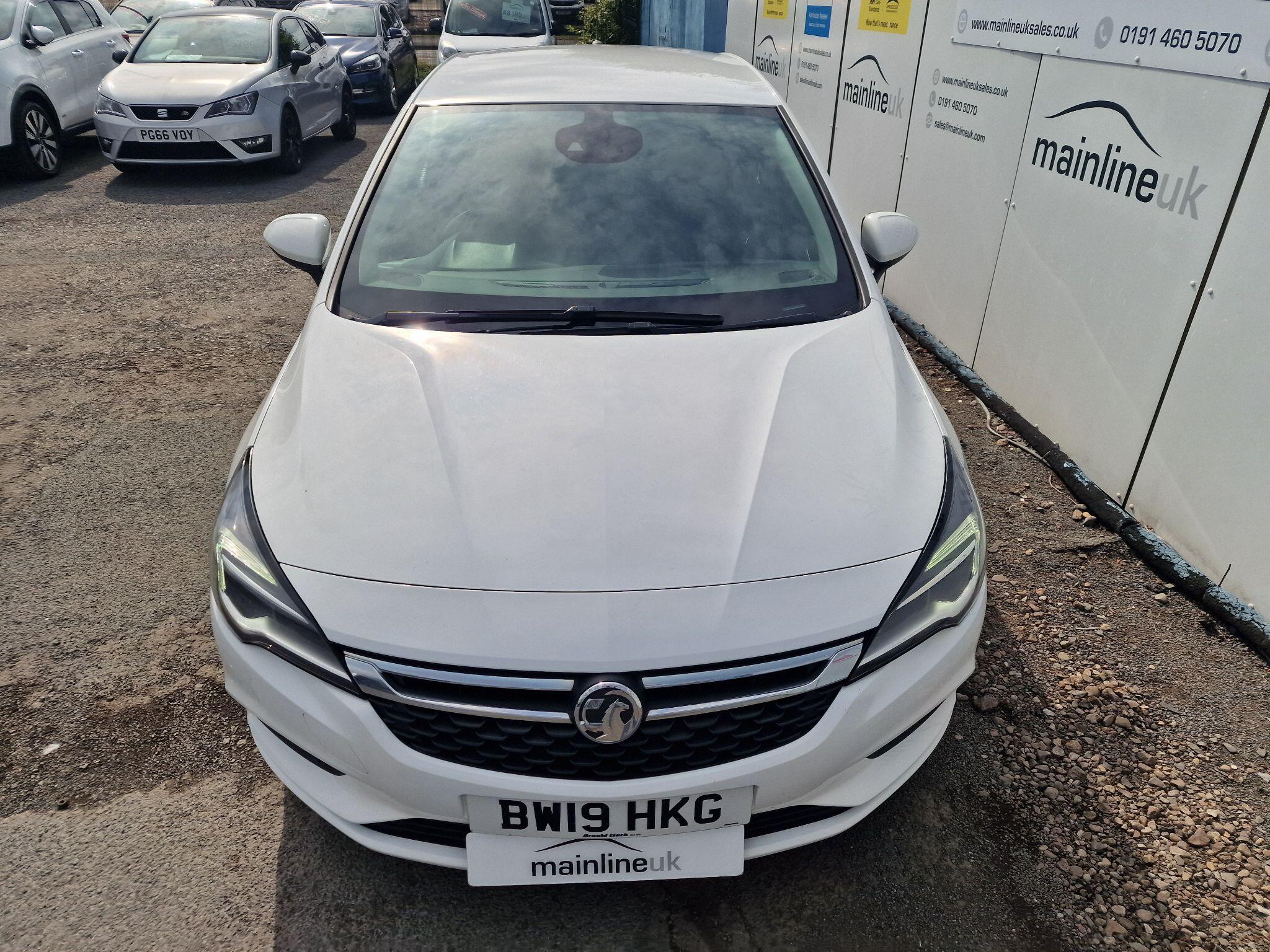 Vauxhall Astra view 2