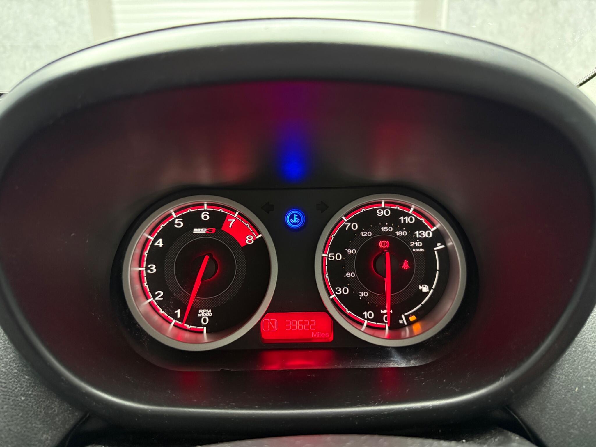 MG MG3 view 14