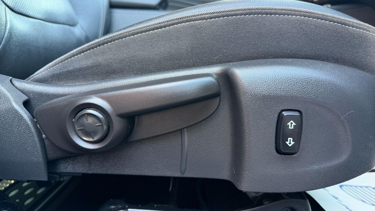 Vauxhall Insignia view 37