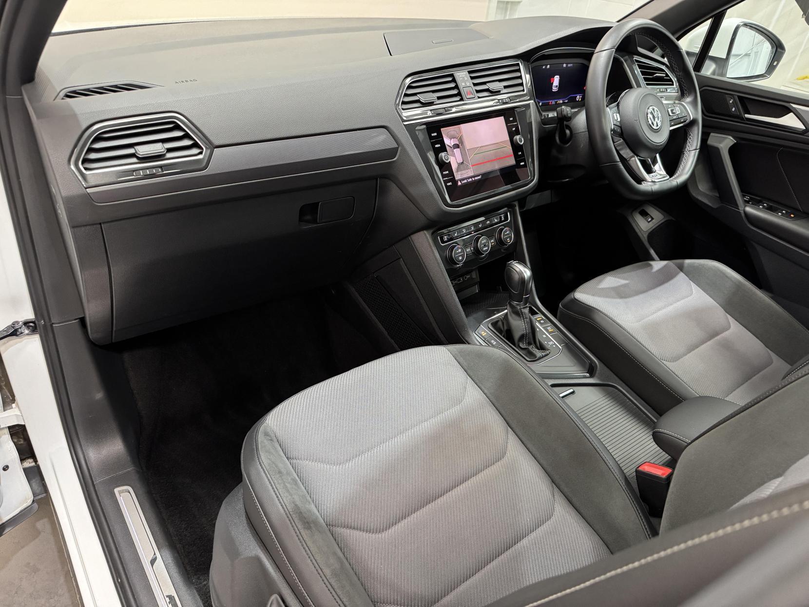 Volkswagen Tiguan view 48