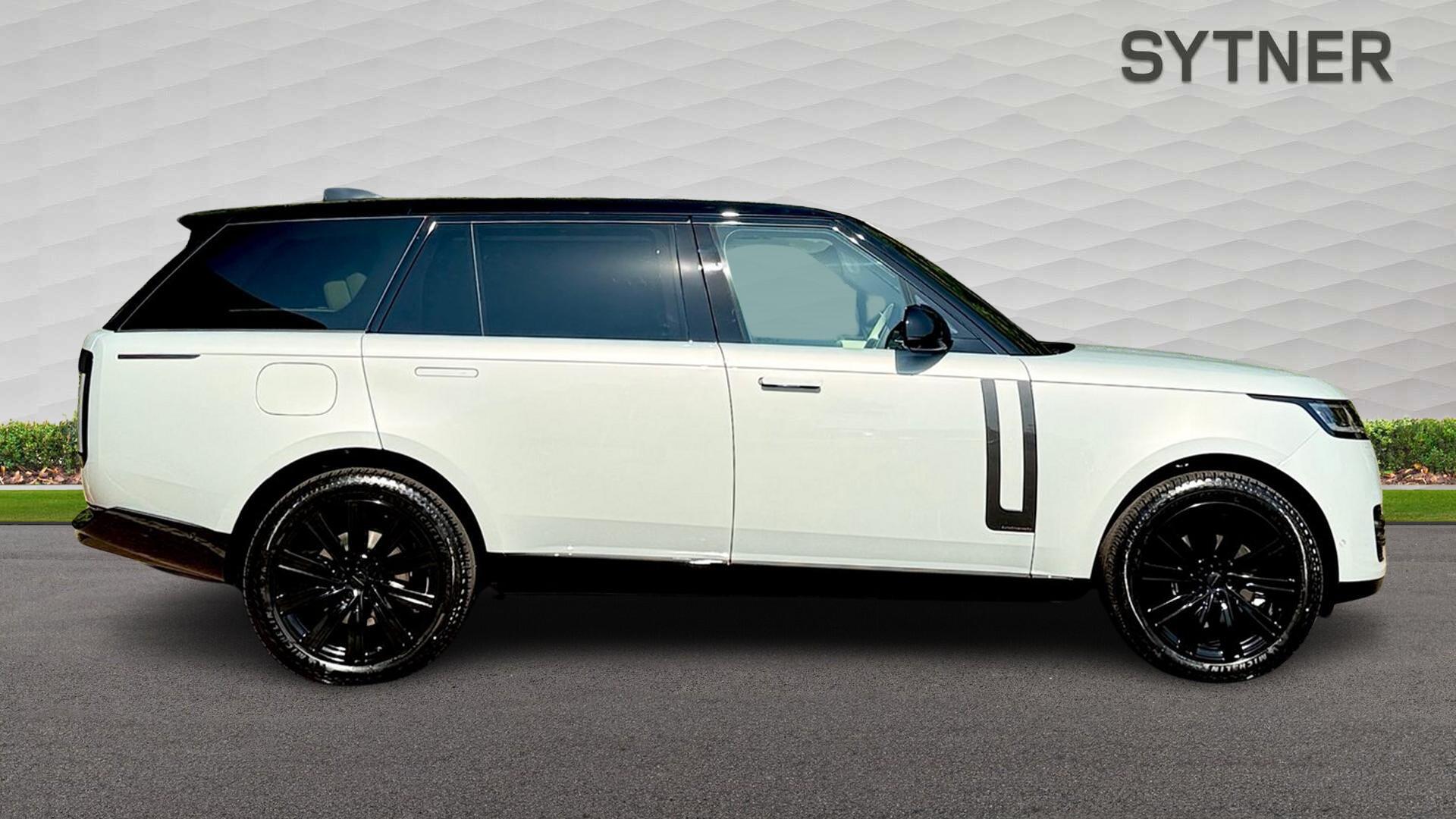 Land Rover Range Rover view 3