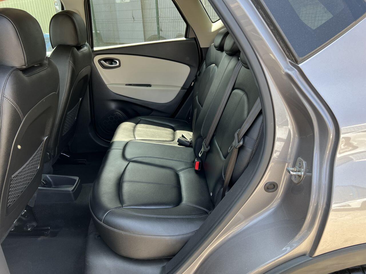 Renault Captur view 25