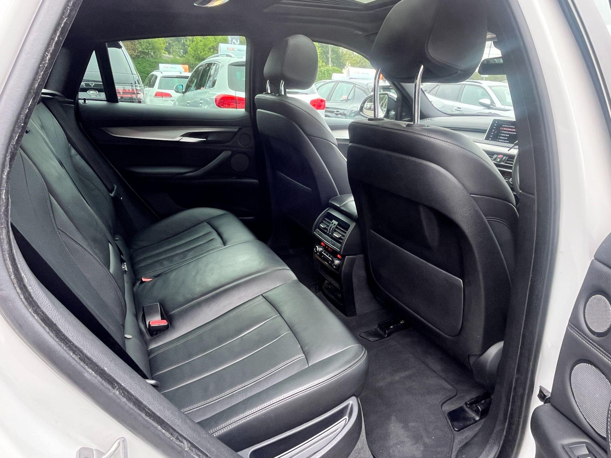 BMW X6 view 31
