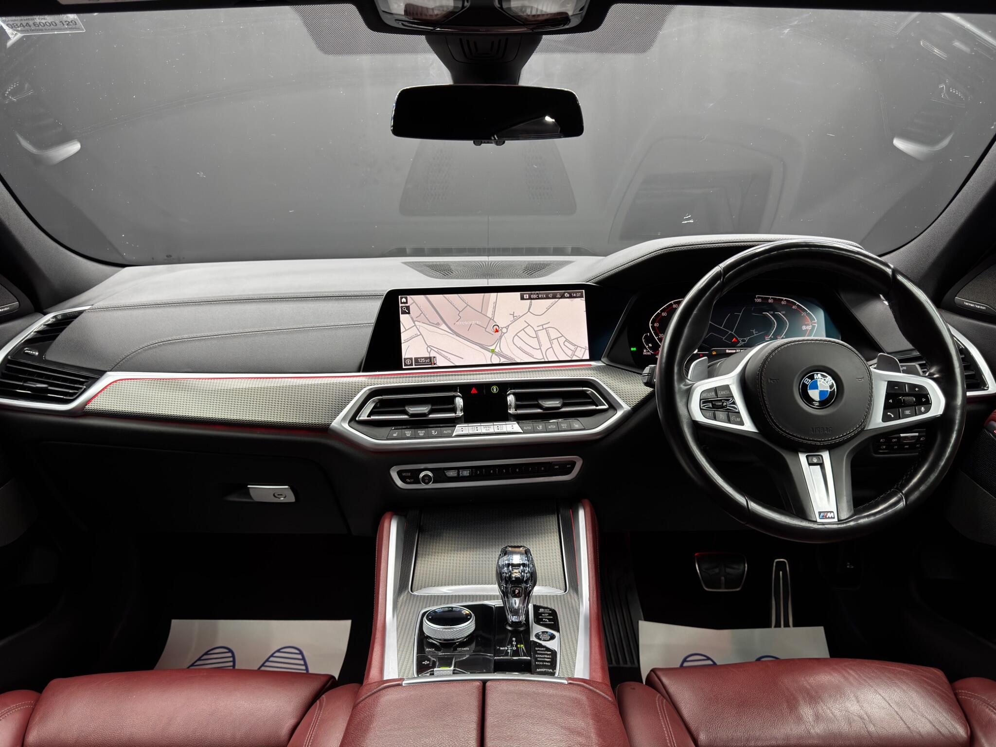 BMW X6 view 10