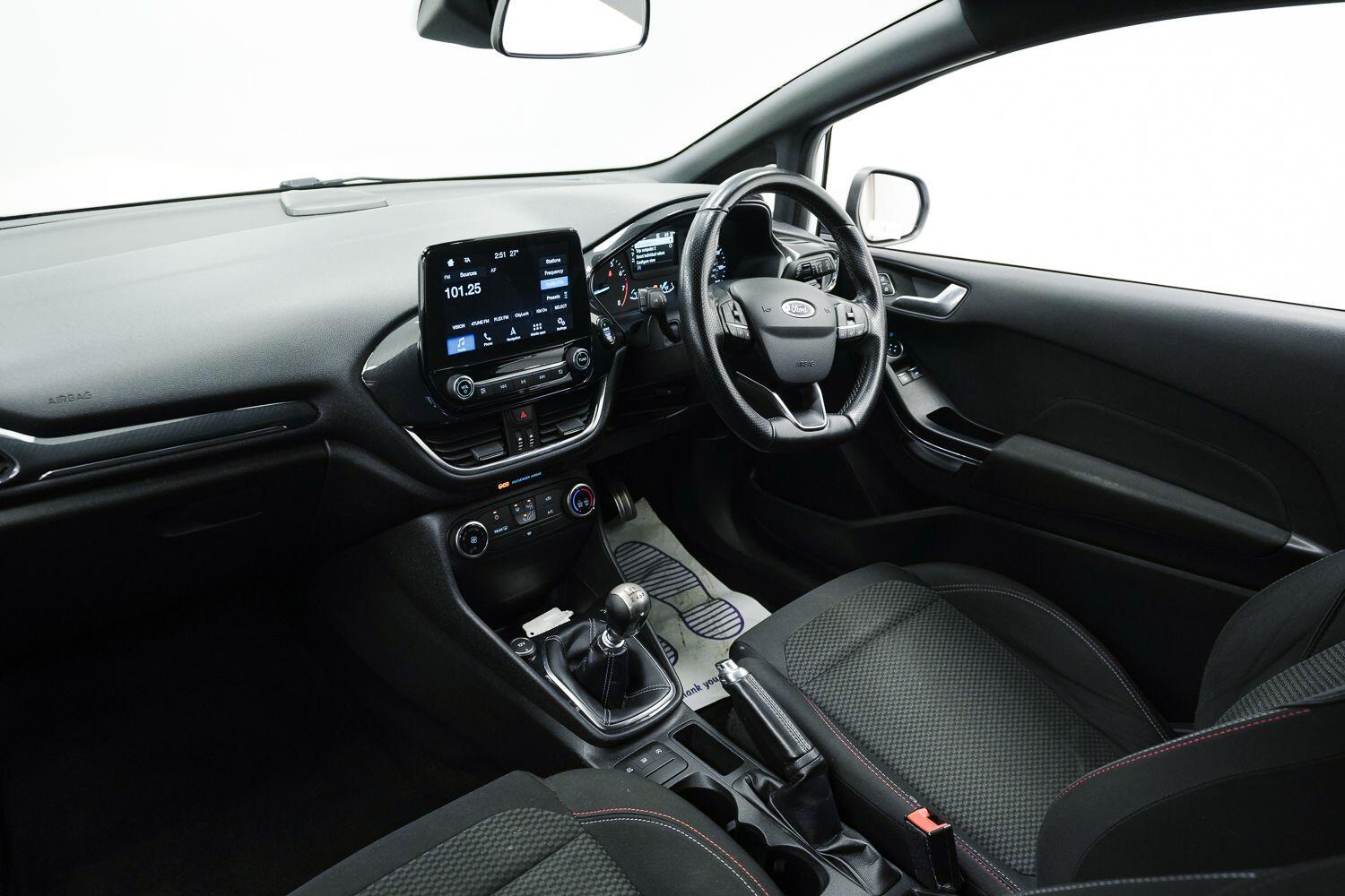 Ford Fiesta view 17