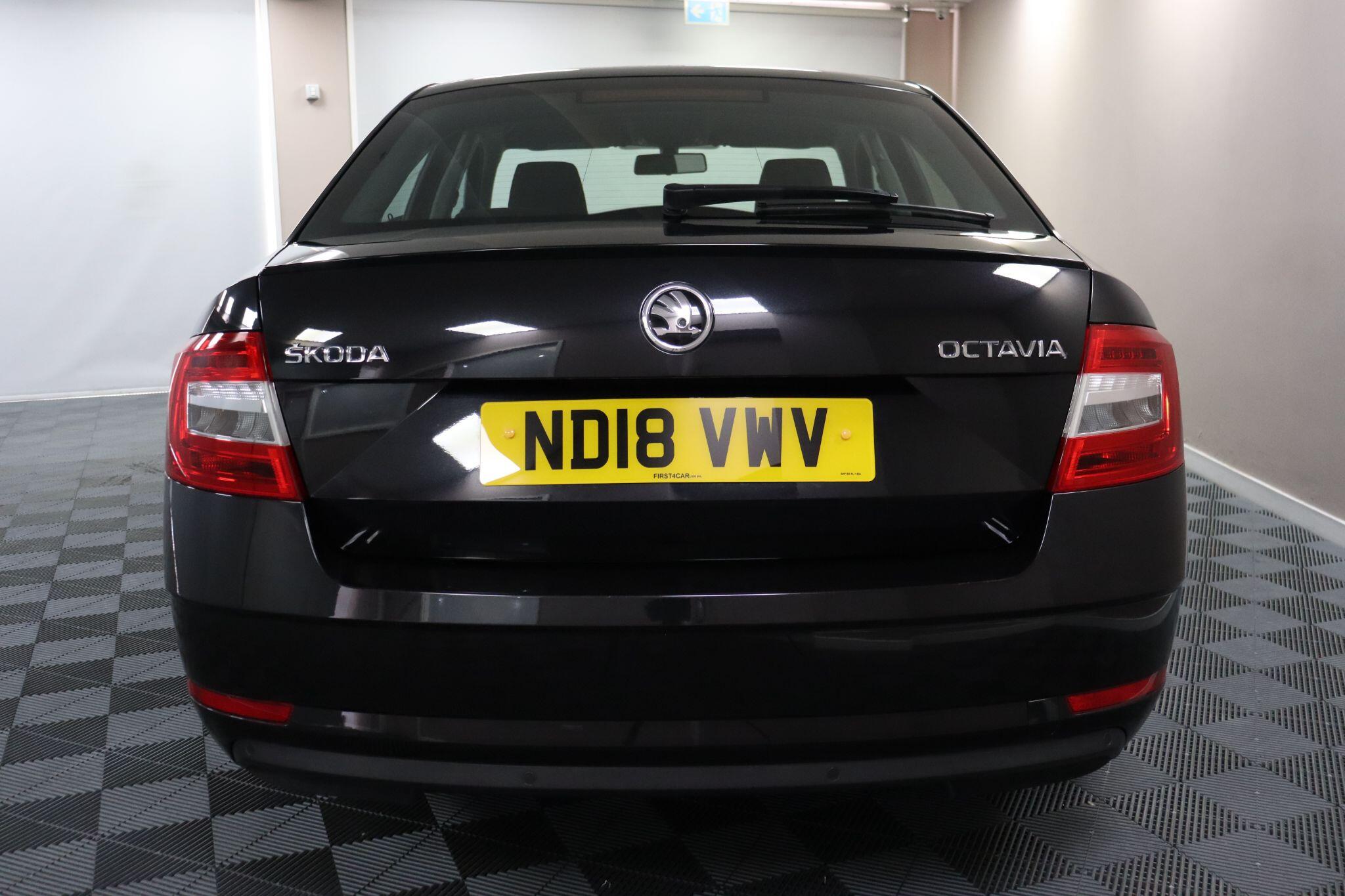 Skoda Octavia view 8