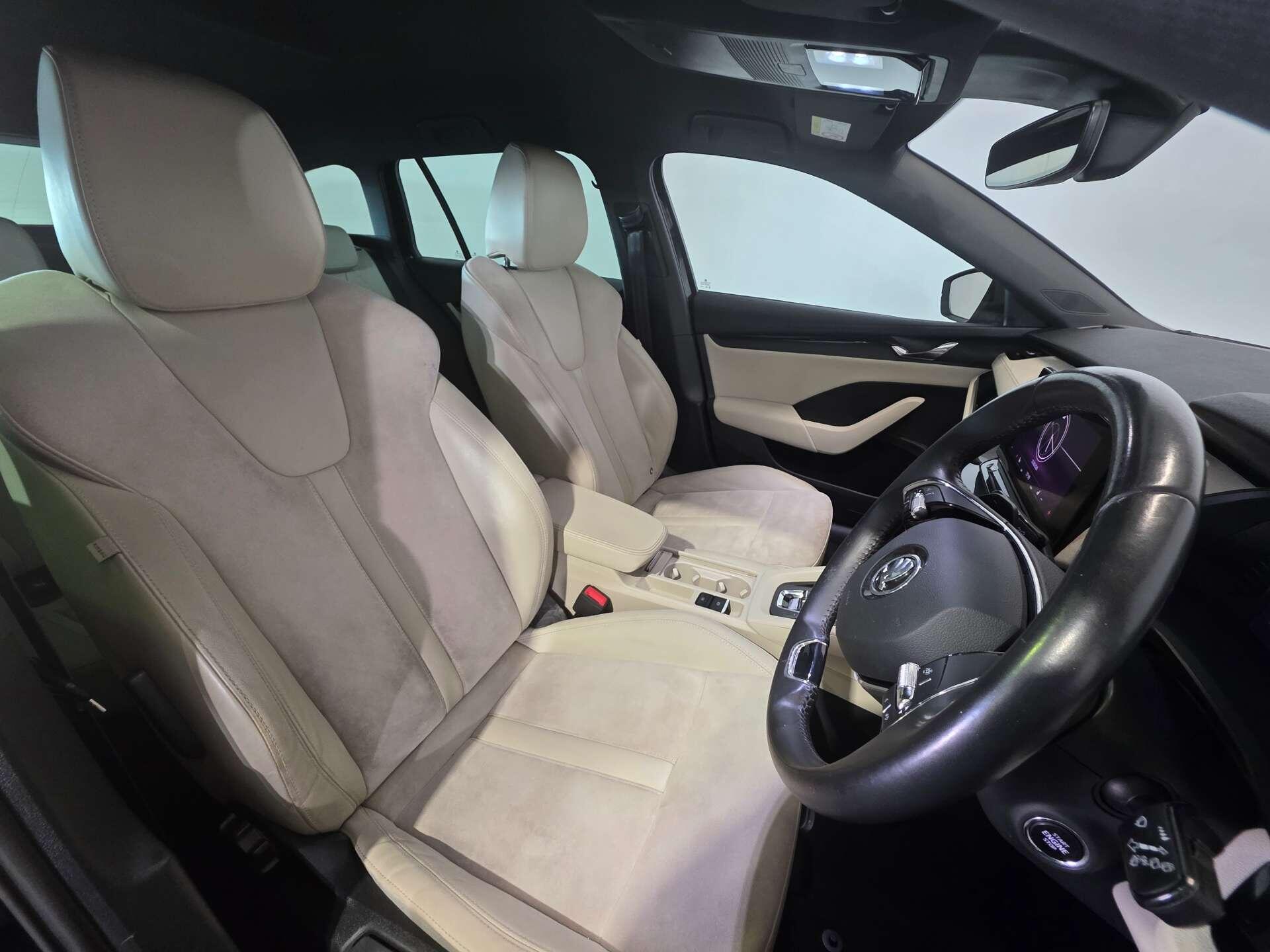 Skoda Octavia view 12