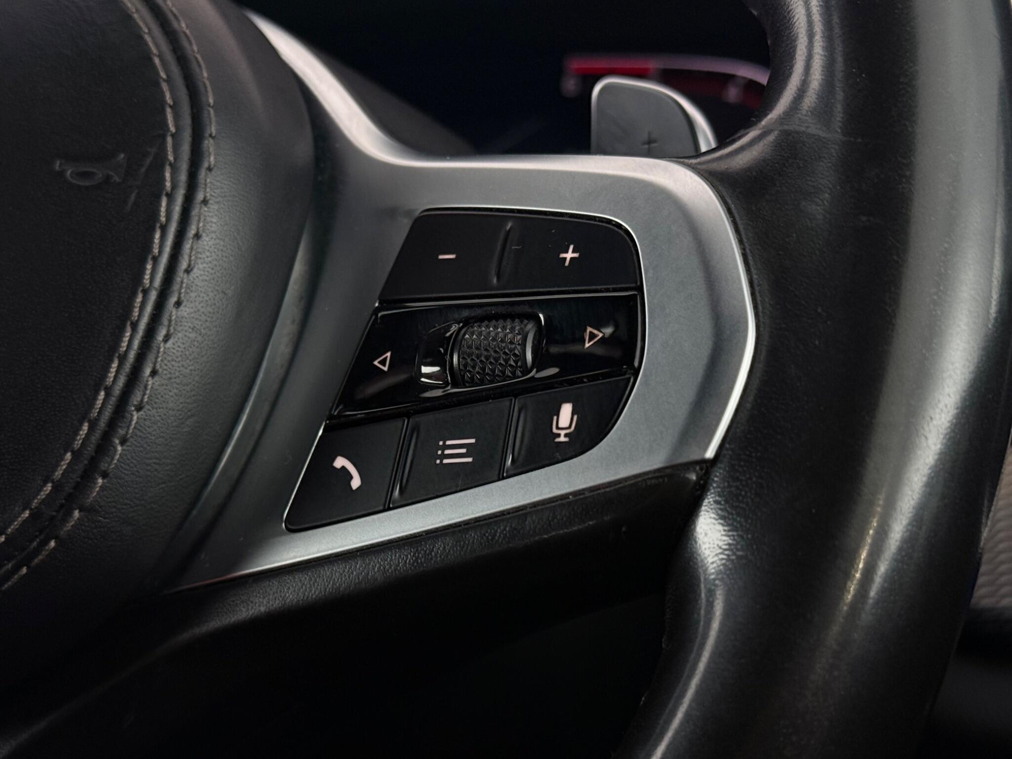 BMW X5 view 18