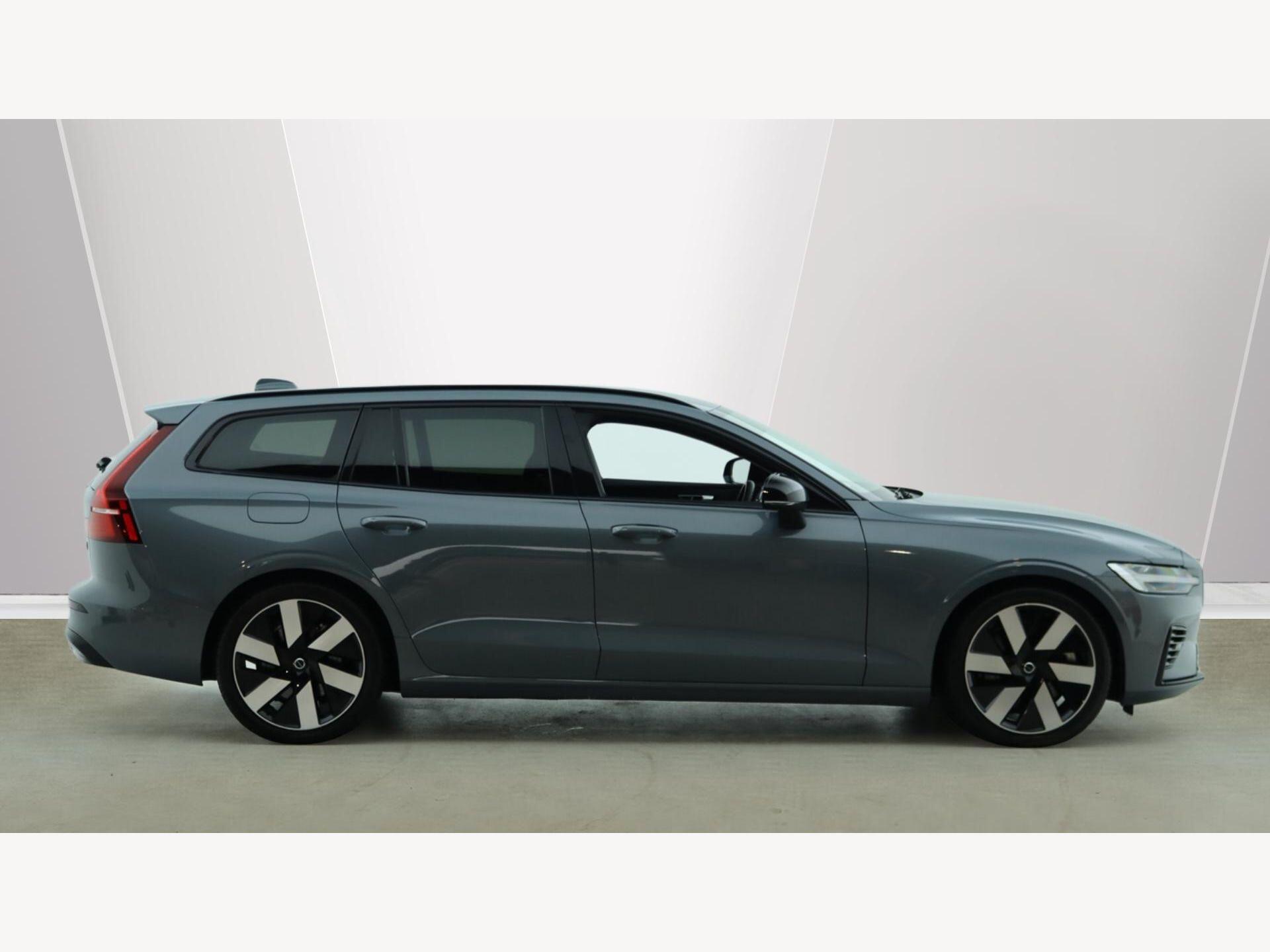 Volvo V60 view 3