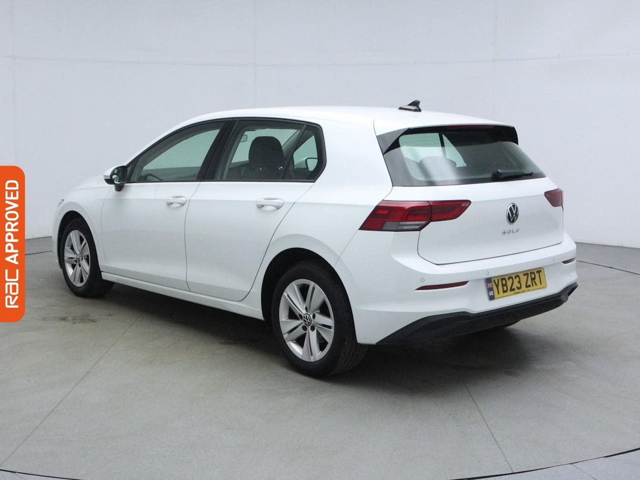 Volkswagen Golf view 4