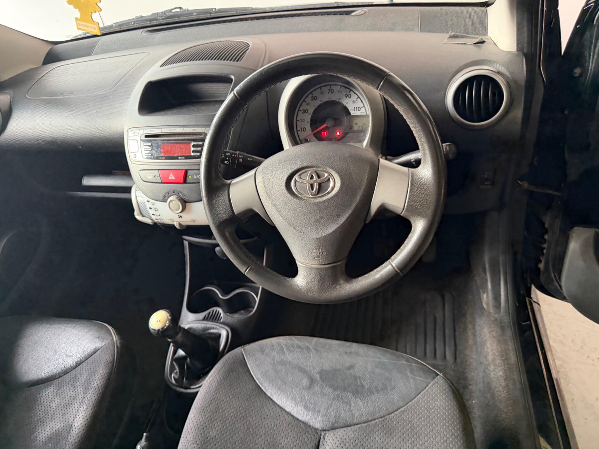 Toyota Aygo view 19