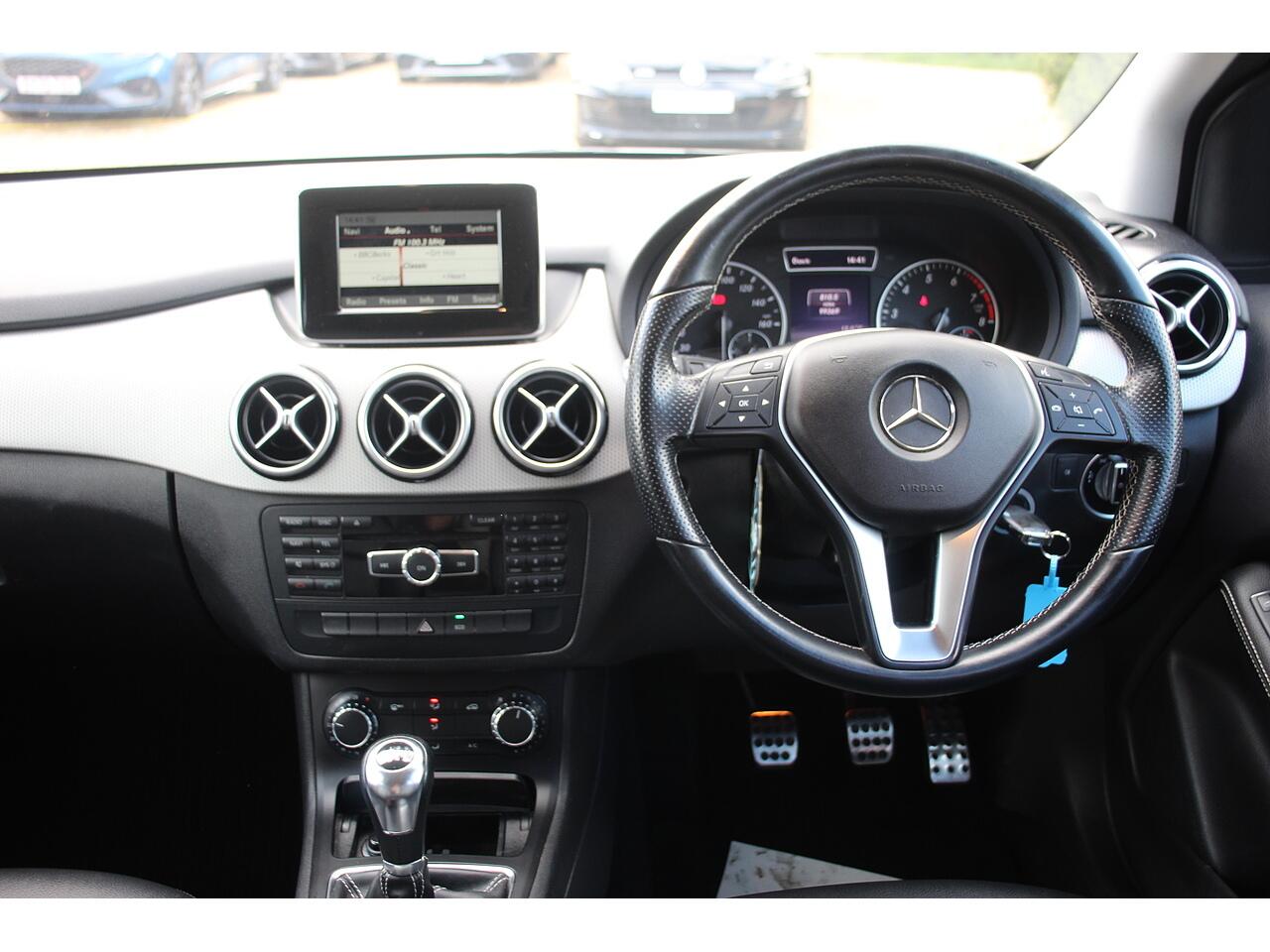 Mercedes-Benz B-Class view 15