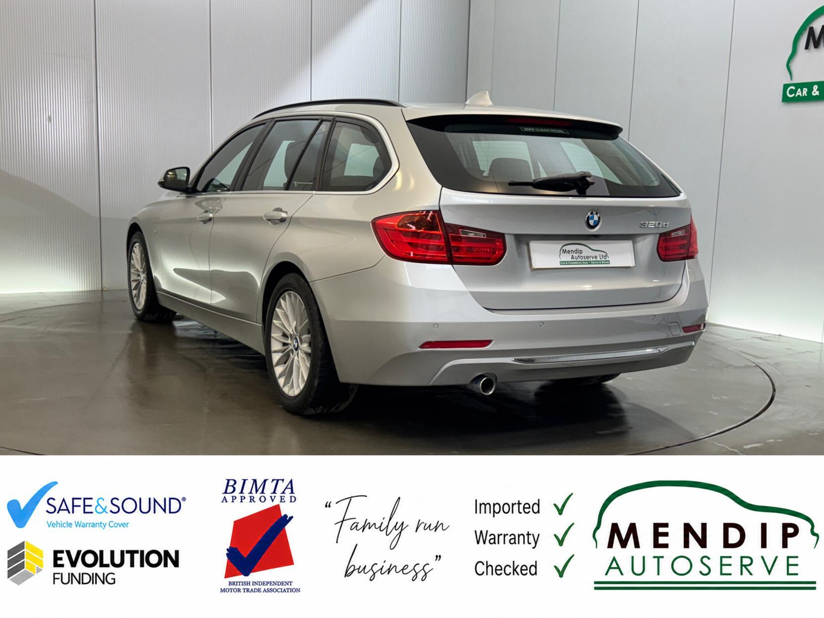 BMW 3 Series view 17