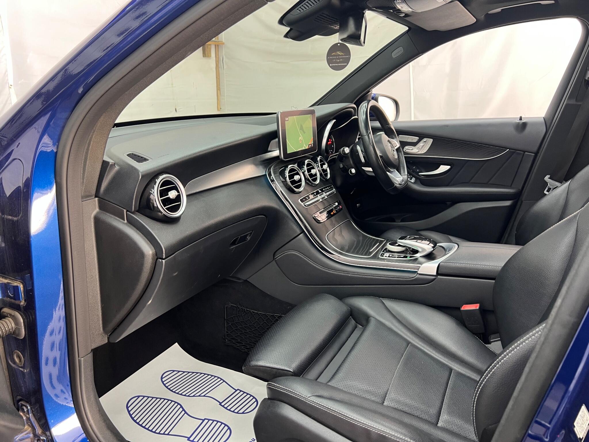 Mercedes-Benz GLC view 51