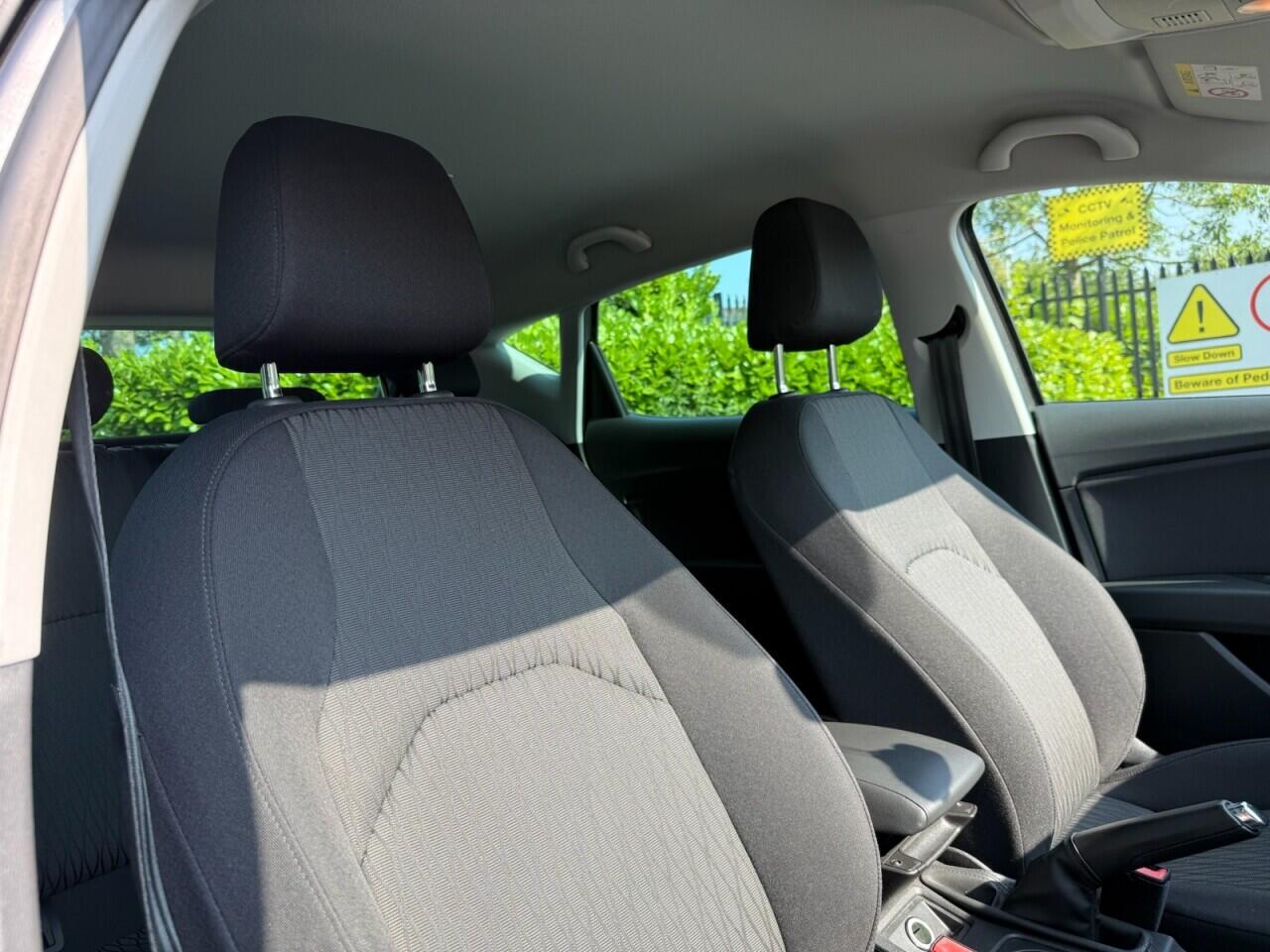 Seat Leon Leon view 10