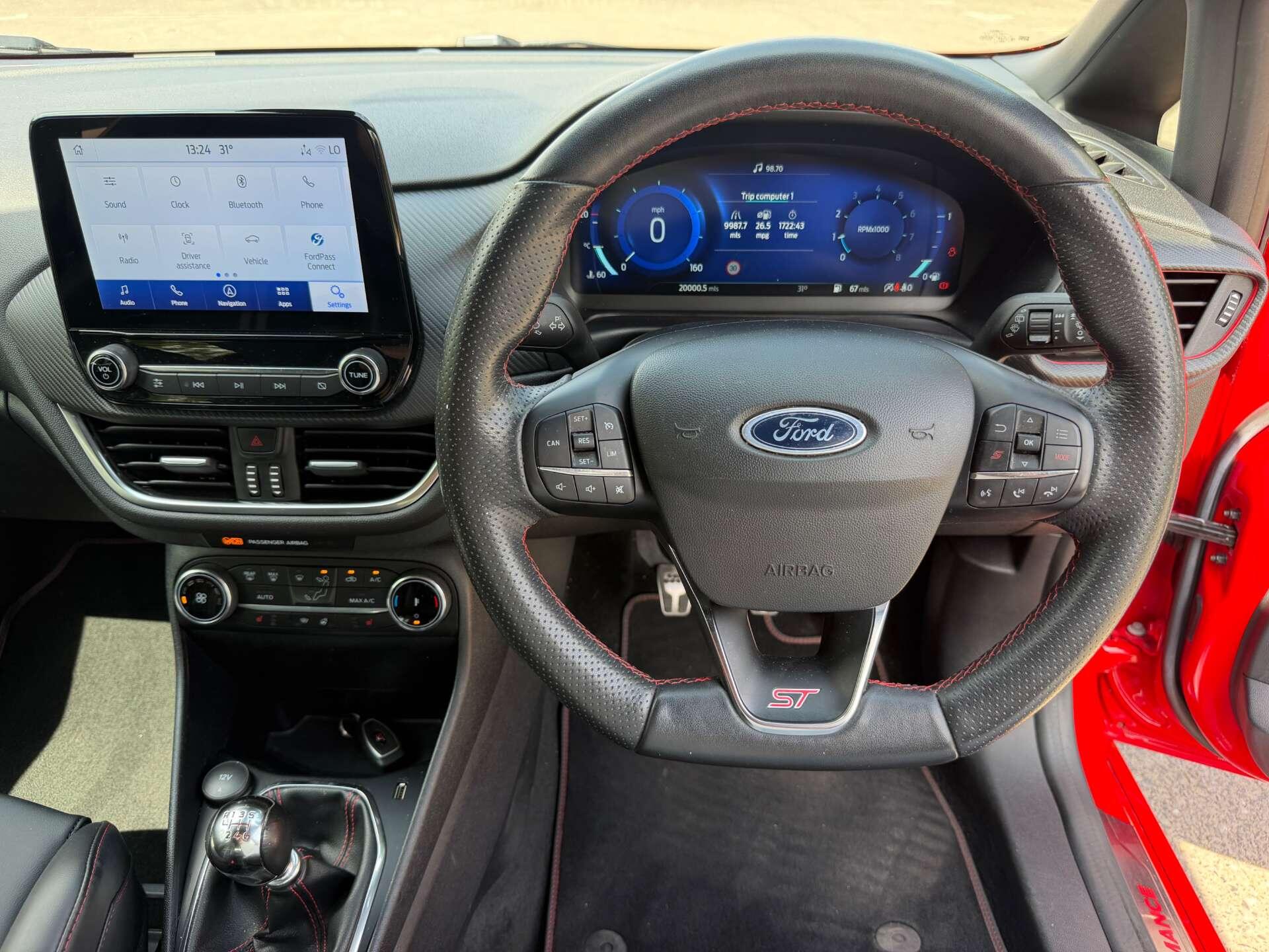 Ford Fiesta view 32