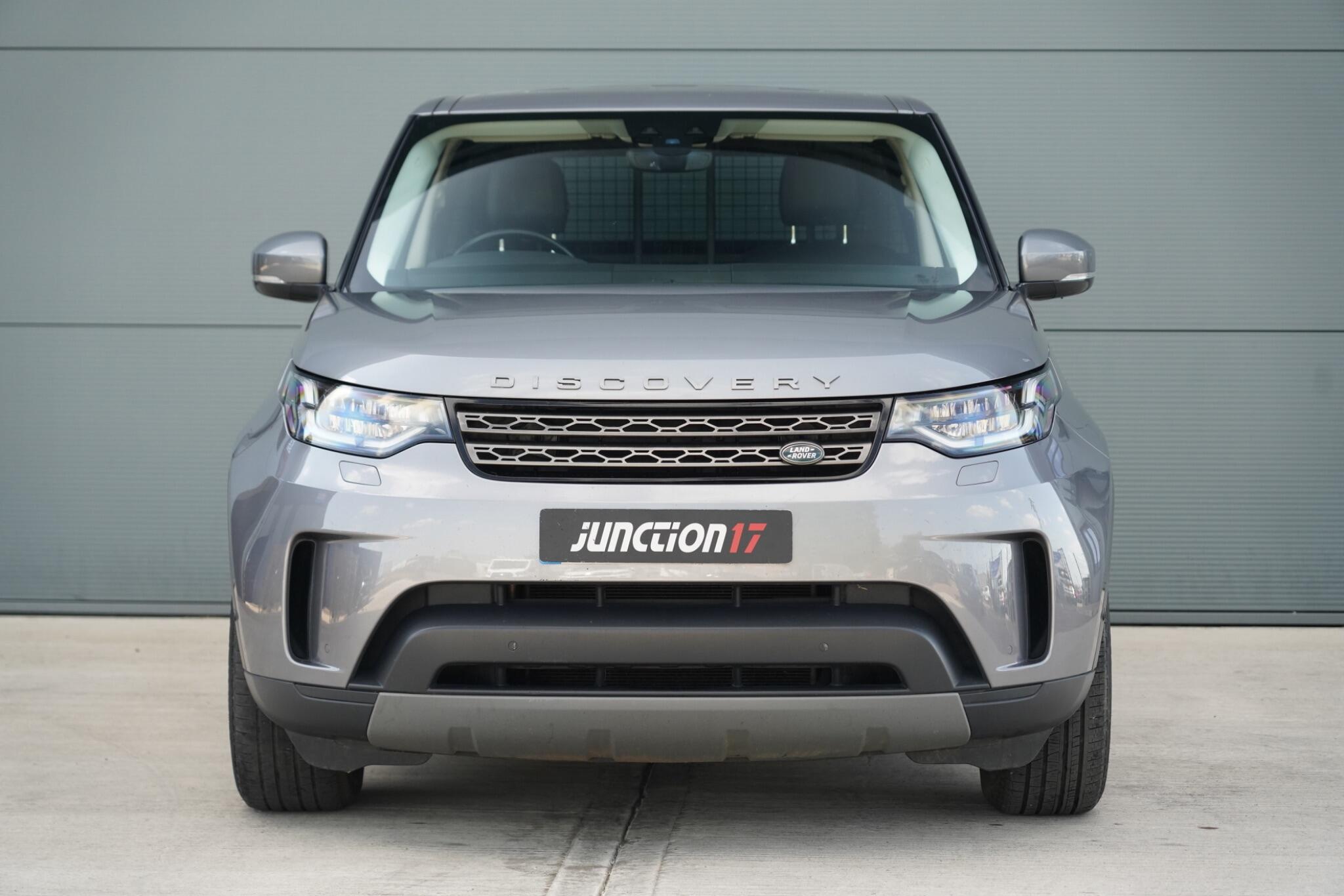 Land Rover Discovery view 5