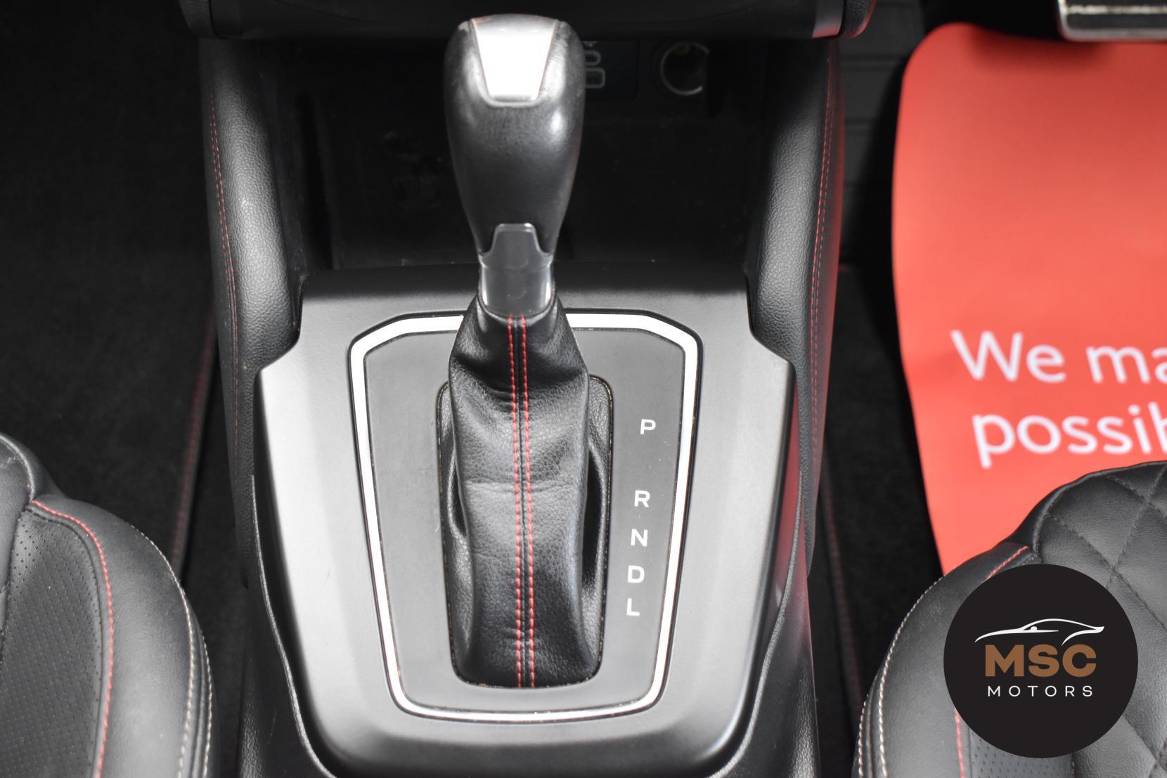 Ford Focus view 45