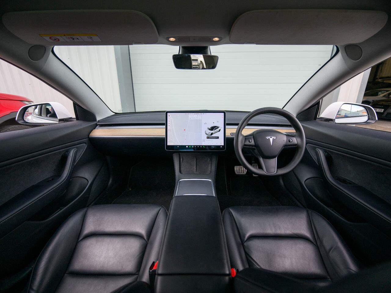 Tesla Model 3 view 3