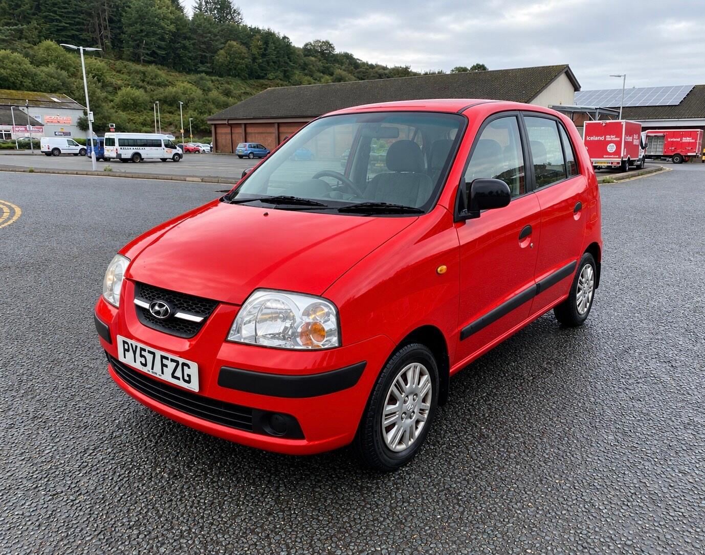 Hyundai Amica